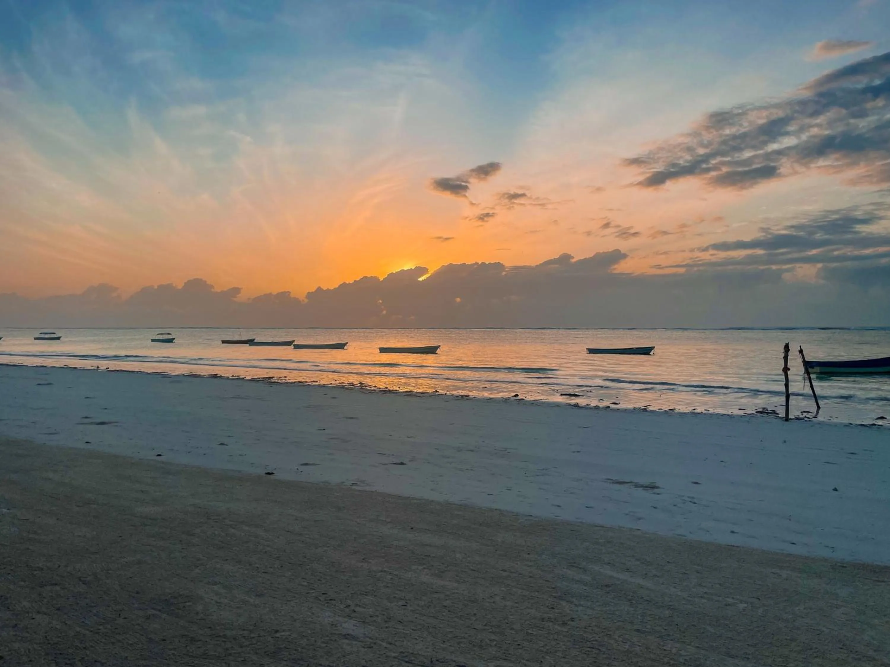 Beach in AHG Sun Bay Mlilile Beach Hotel