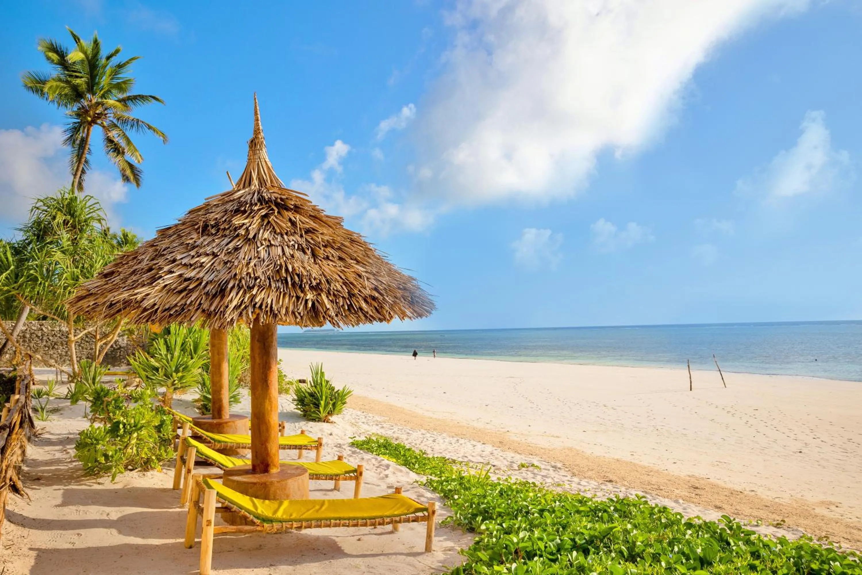 Beach in AHG Sun Bay Mlilile Beach Hotel