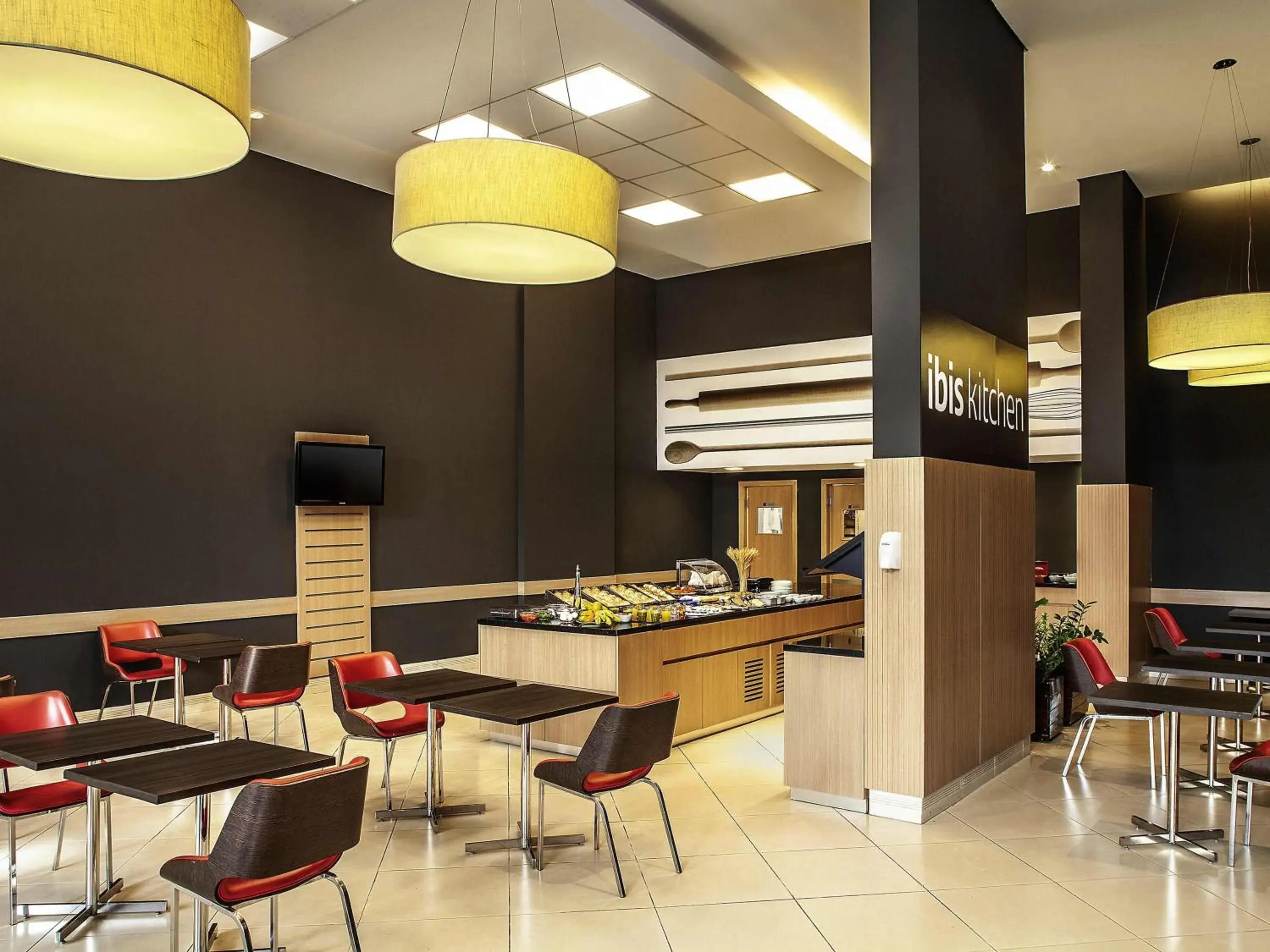 Restaurant/places to eat in ibis BH Afonso Pena Savassi Restaurant/places to eat in ibis BH Afonso Pena Savassi