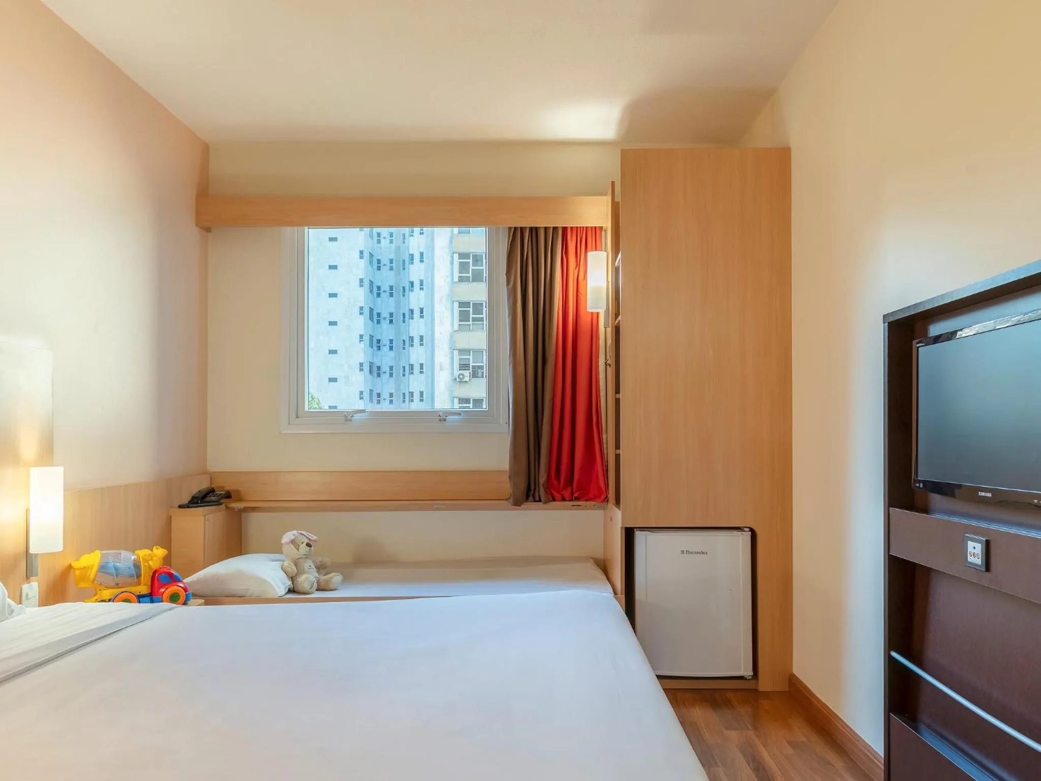 TV and multimedia, Bed in ibis BH Afonso Pena Savassi