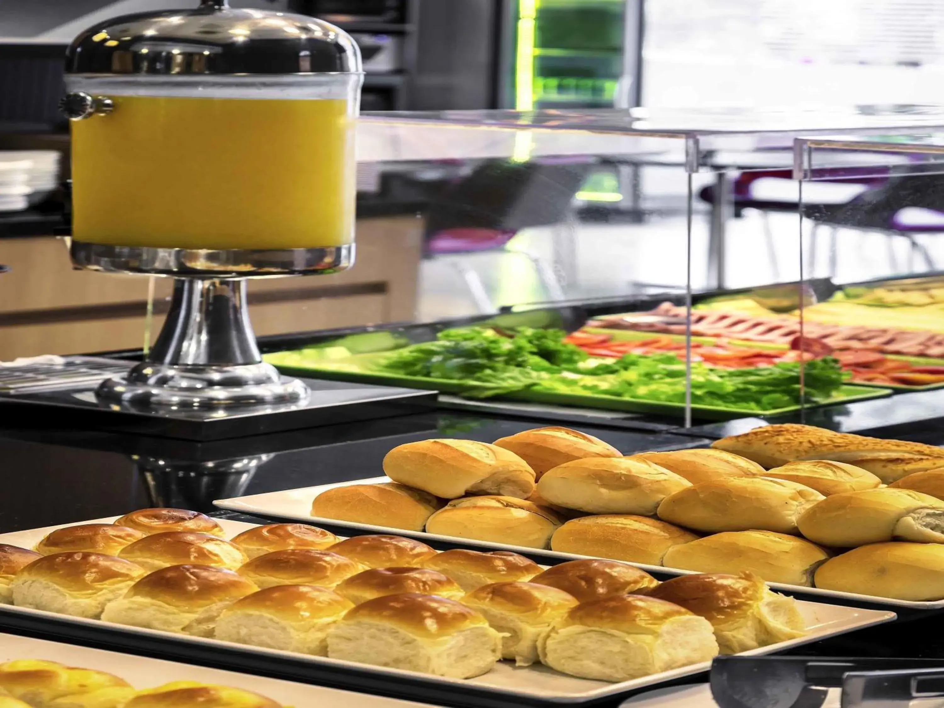 Restaurant/places to eat in ibis BH Afonso Pena Savassi Restaurant/places to eat in ibis BH Afonso Pena Savassi