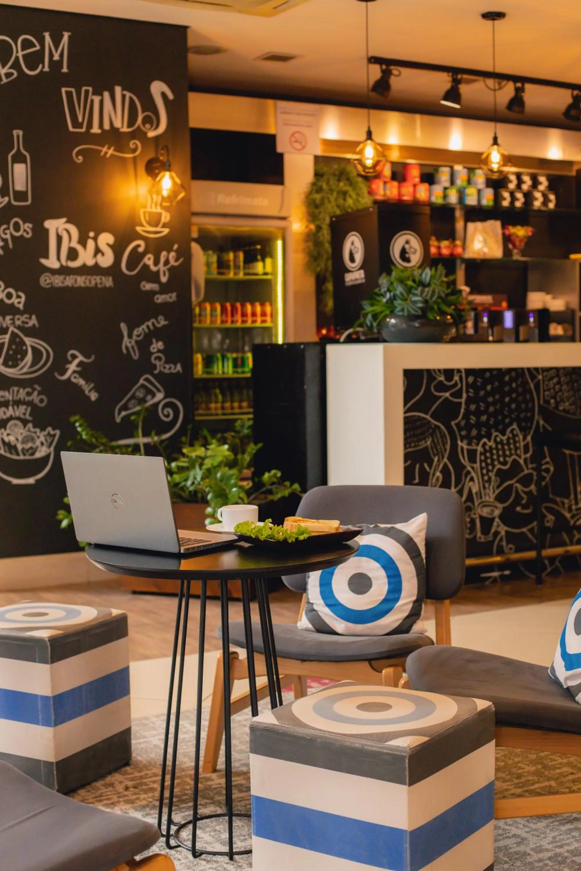 Restaurant/places to eat in ibis BH Afonso Pena Savassi