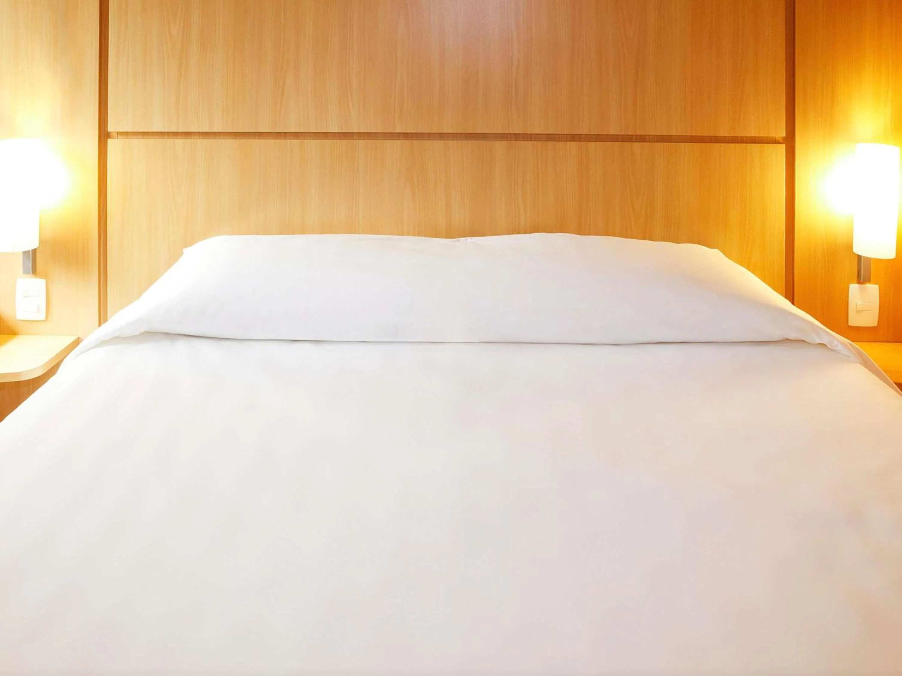 Bedroom, Bed in ibis BH Afonso Pena Savassi