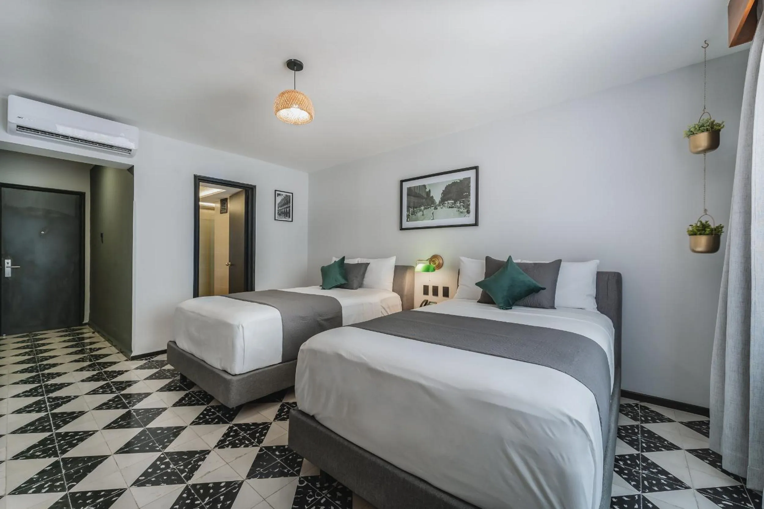 Bed in Gran Hotel Panamericana, Mérida