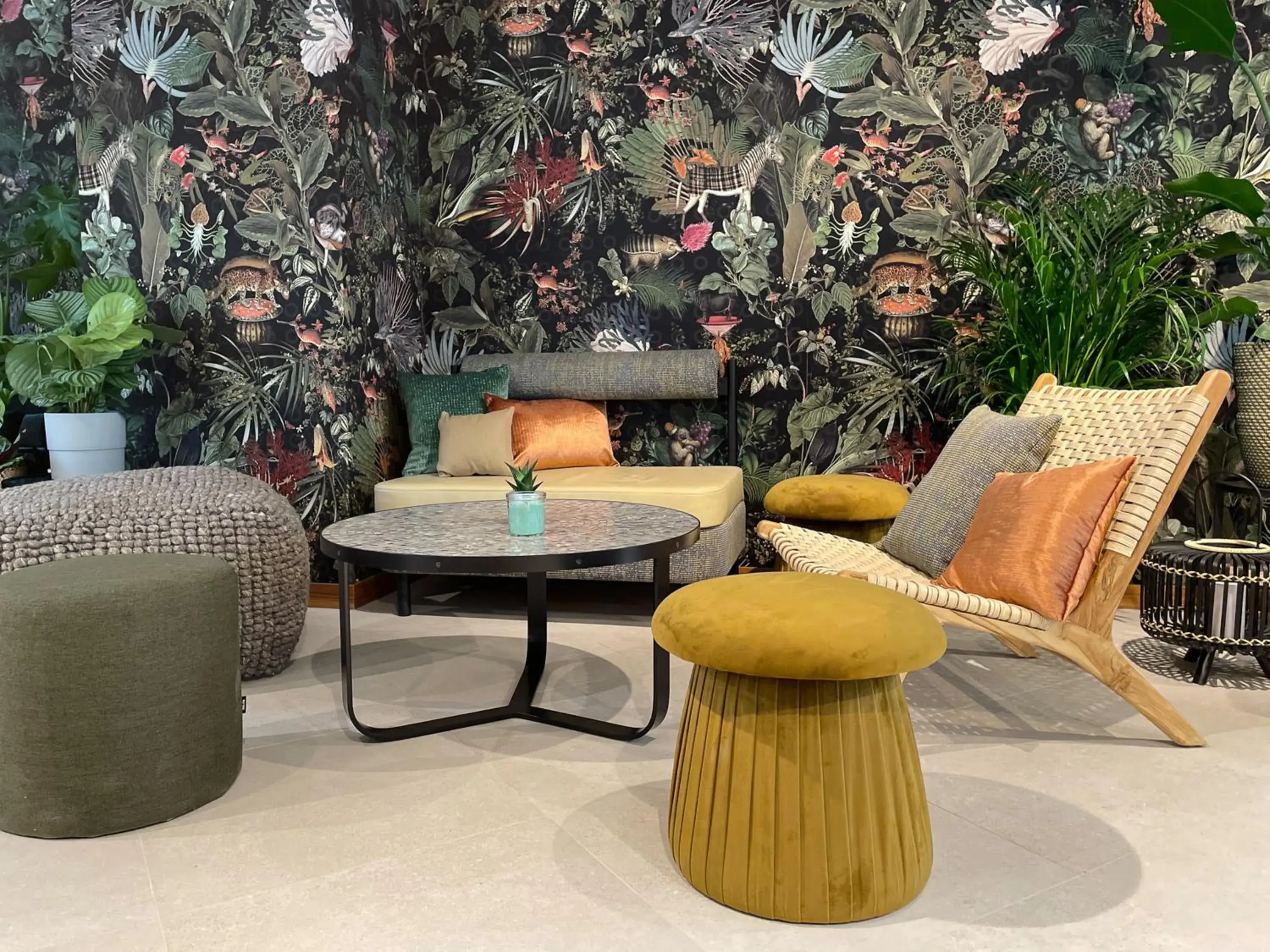 Lounge or bar in Cocoon Salzburg Lounge or bar in Cocoon Salzburg