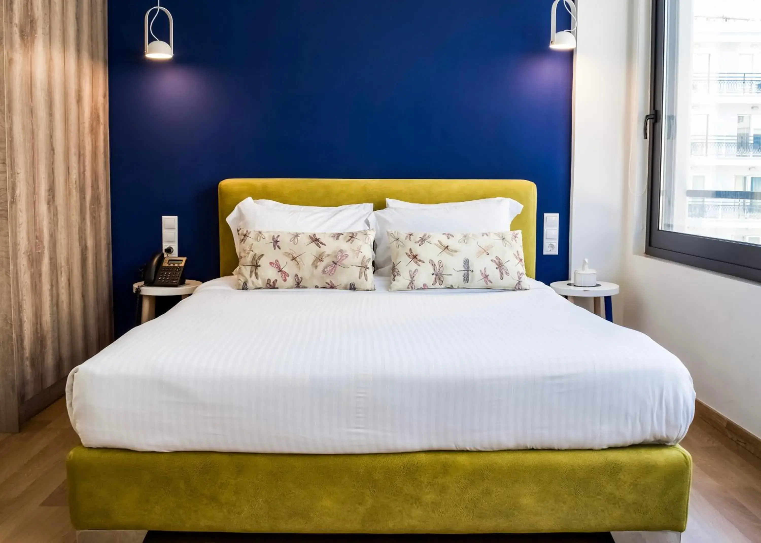 Bed in Iasonos Suites Athens Bed in Iasonos Suites Athens