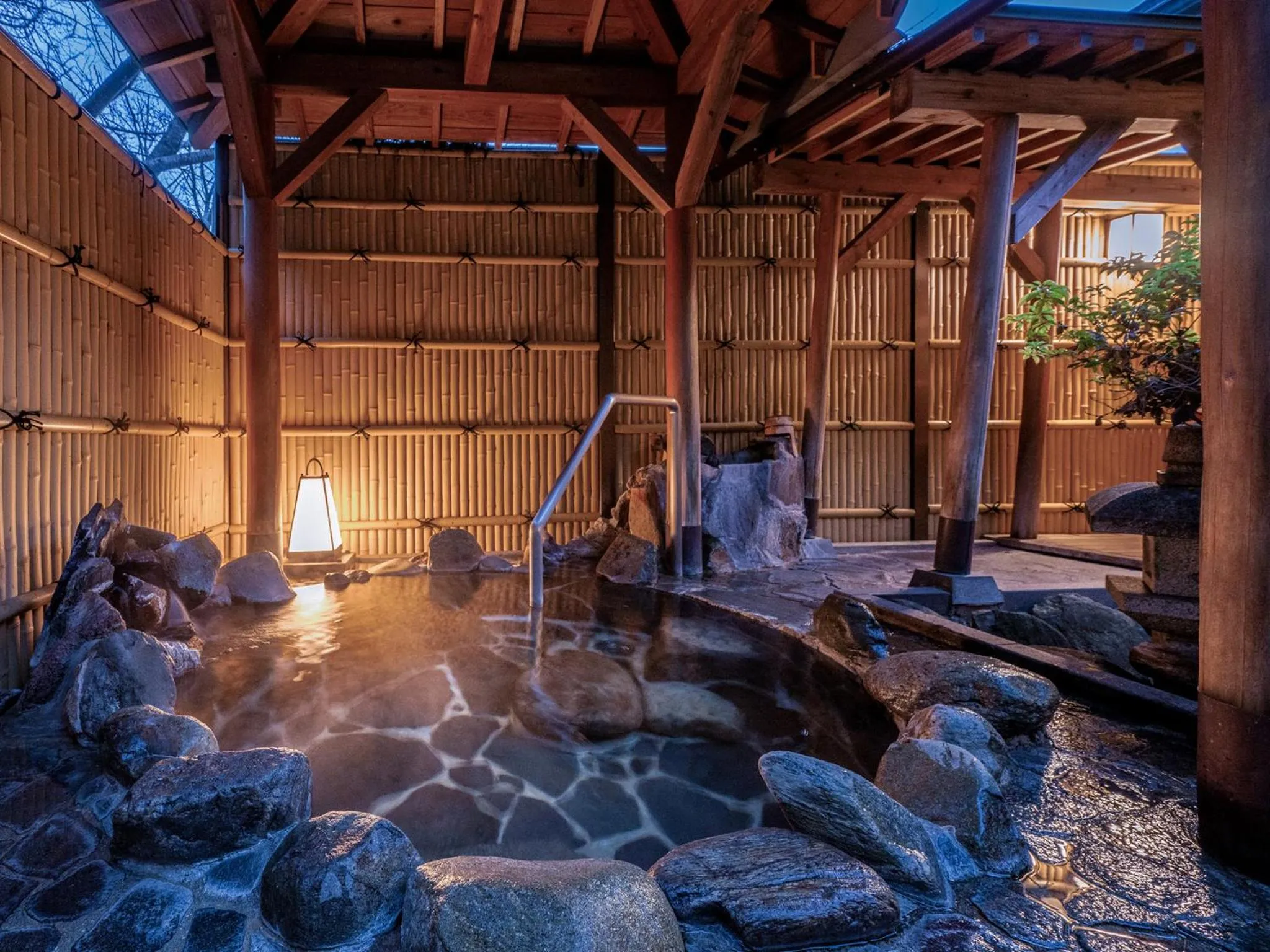 Hot Spring Bath in Yumoto Kanko Hotel Saikyo