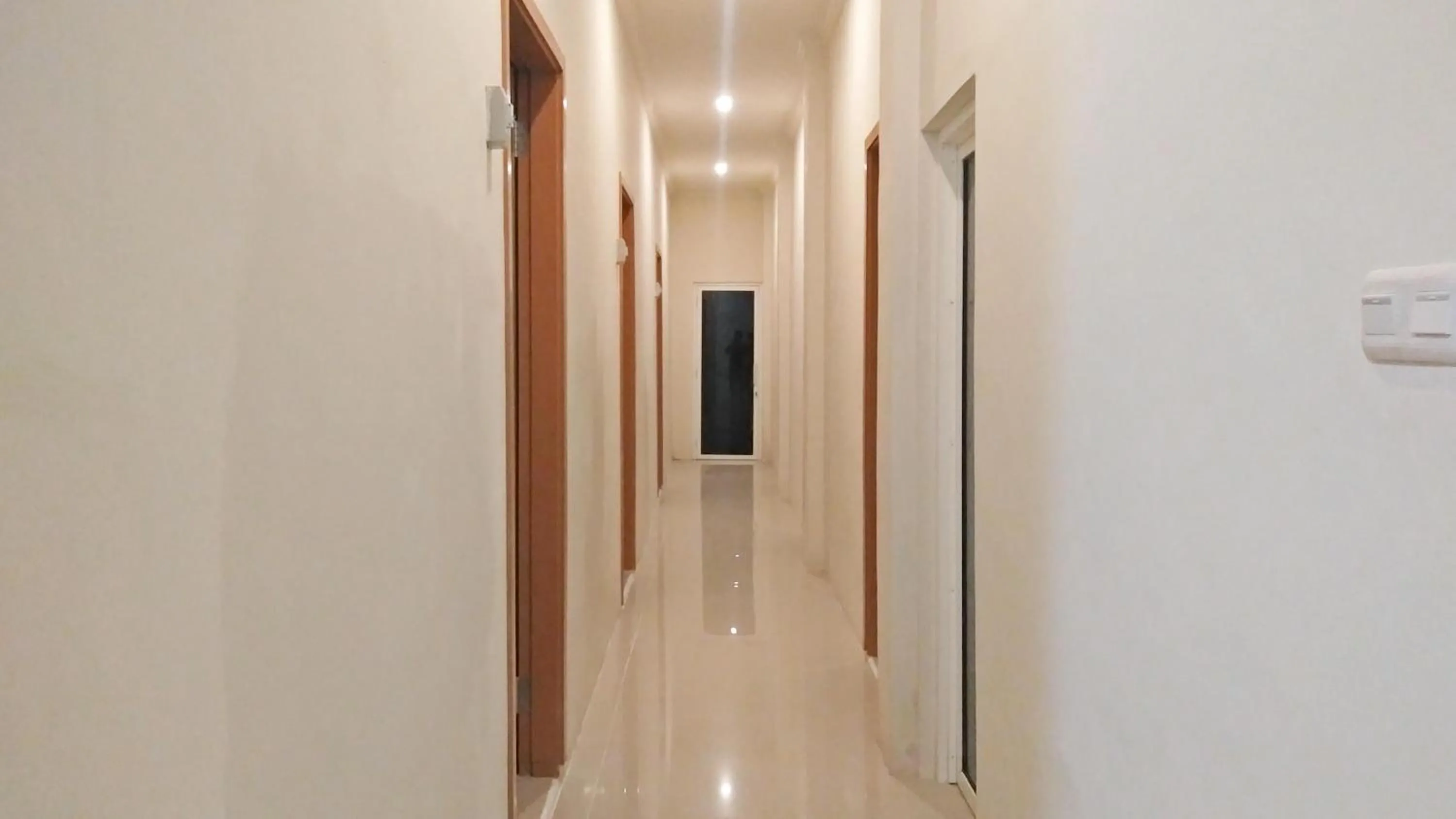 Property building in RedDoorz Syariah at Karema Area Mamuju