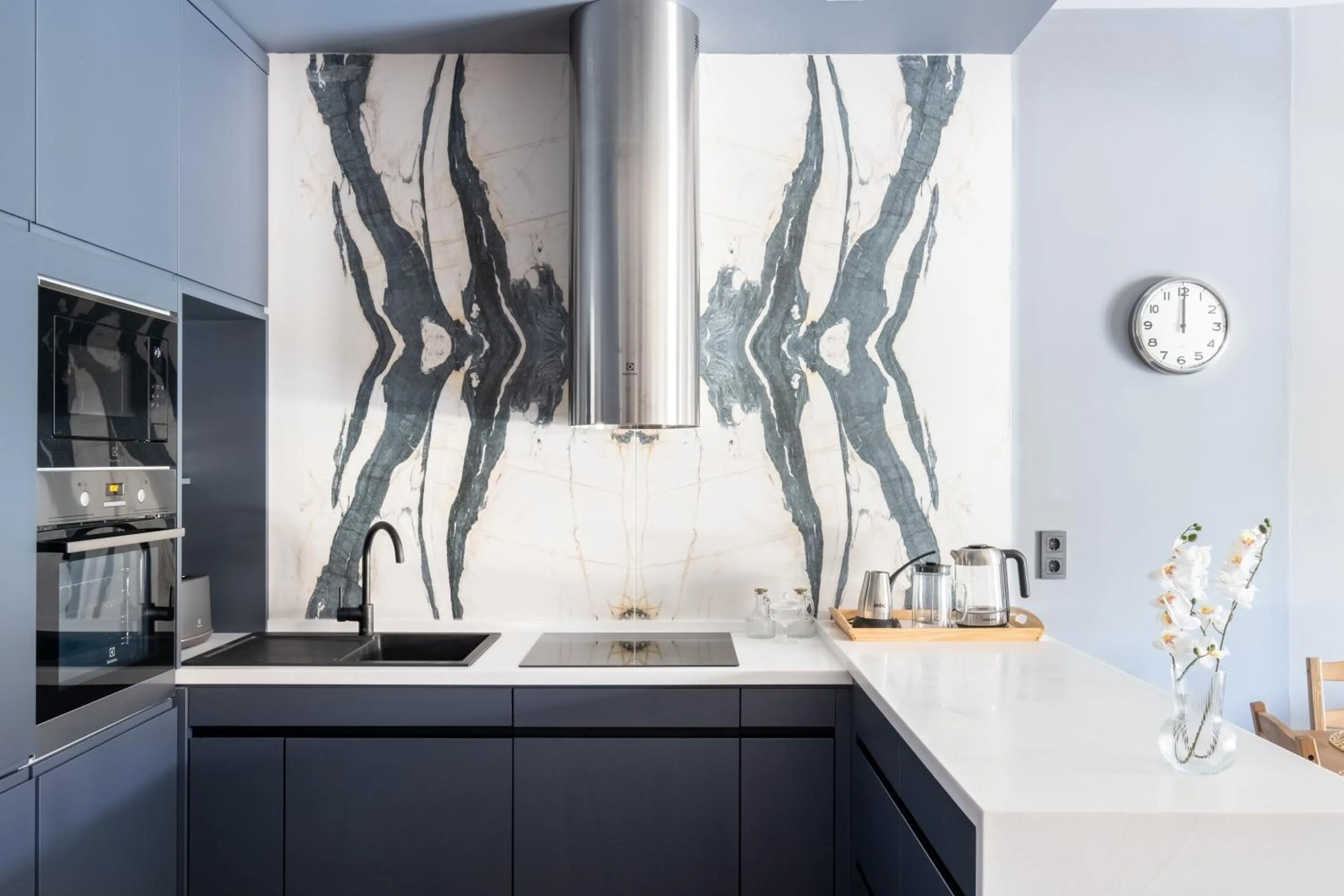 Kitchen or kitchenette in Benesta Residence by NewInn