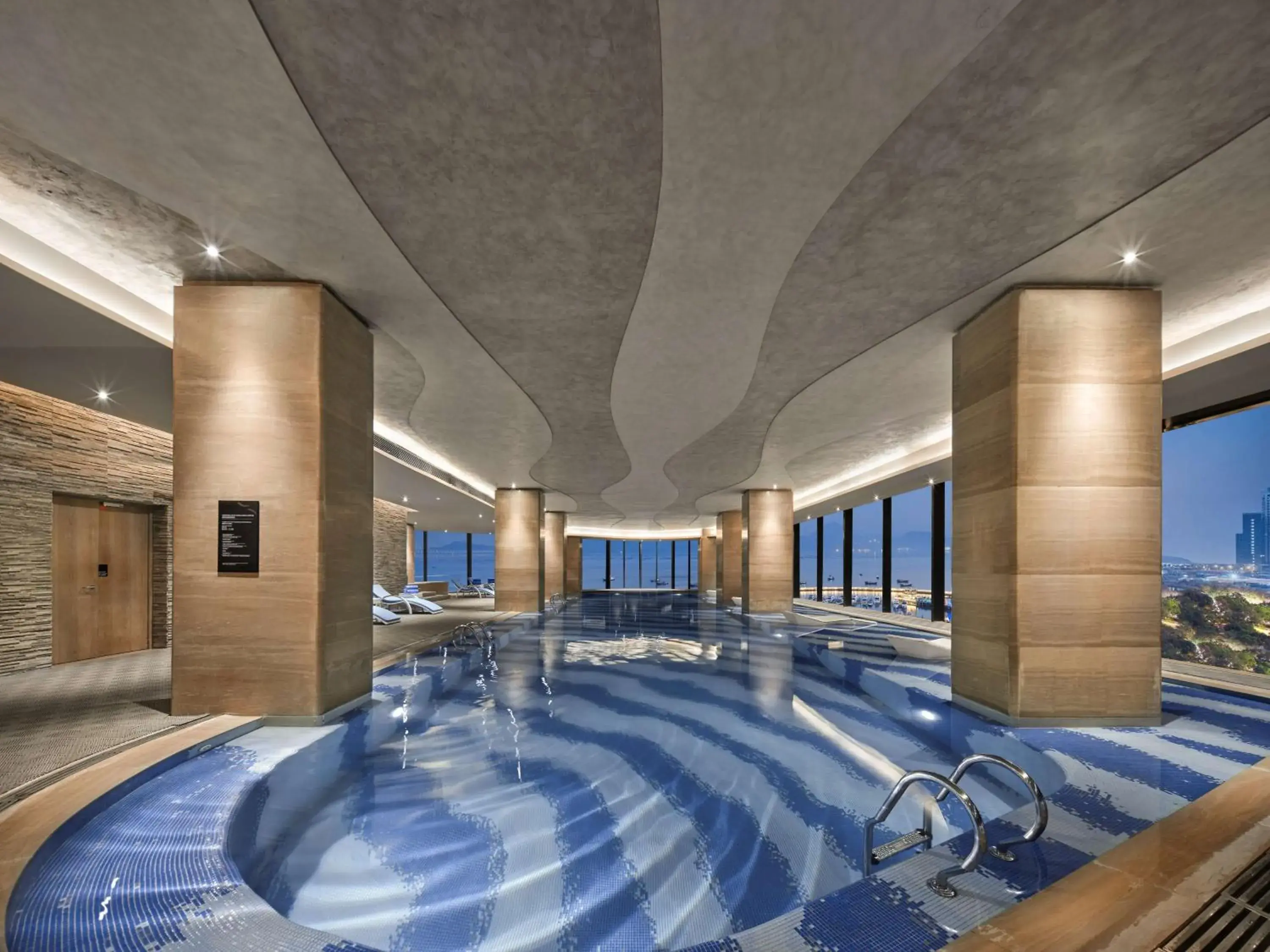 Pool view in Hilton Shenzhen Shekou Nanhai Pool view in Hilton Shenzhen Shekou Nanhai