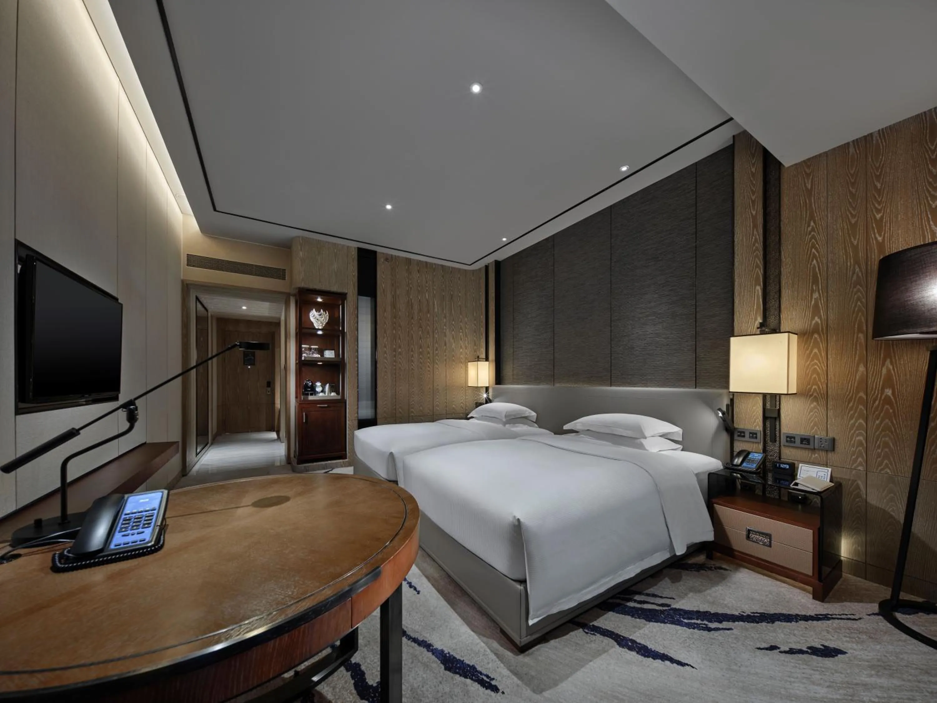 Bedroom, Bed in Hilton Shenzhen Shekou Nanhai