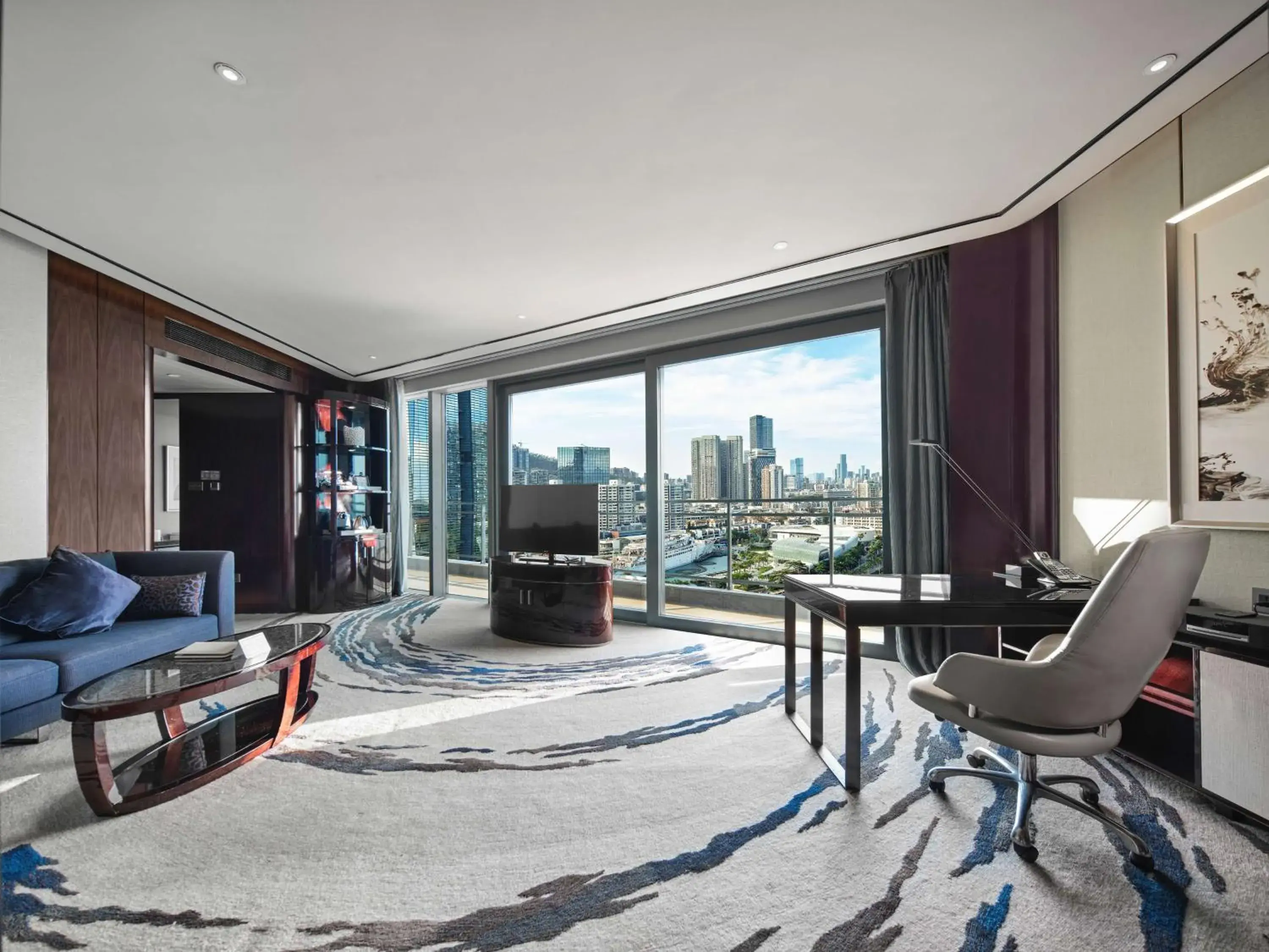 Living room in Hilton Shenzhen Shekou Nanhai Living room in Hilton Shenzhen Shekou Nanhai