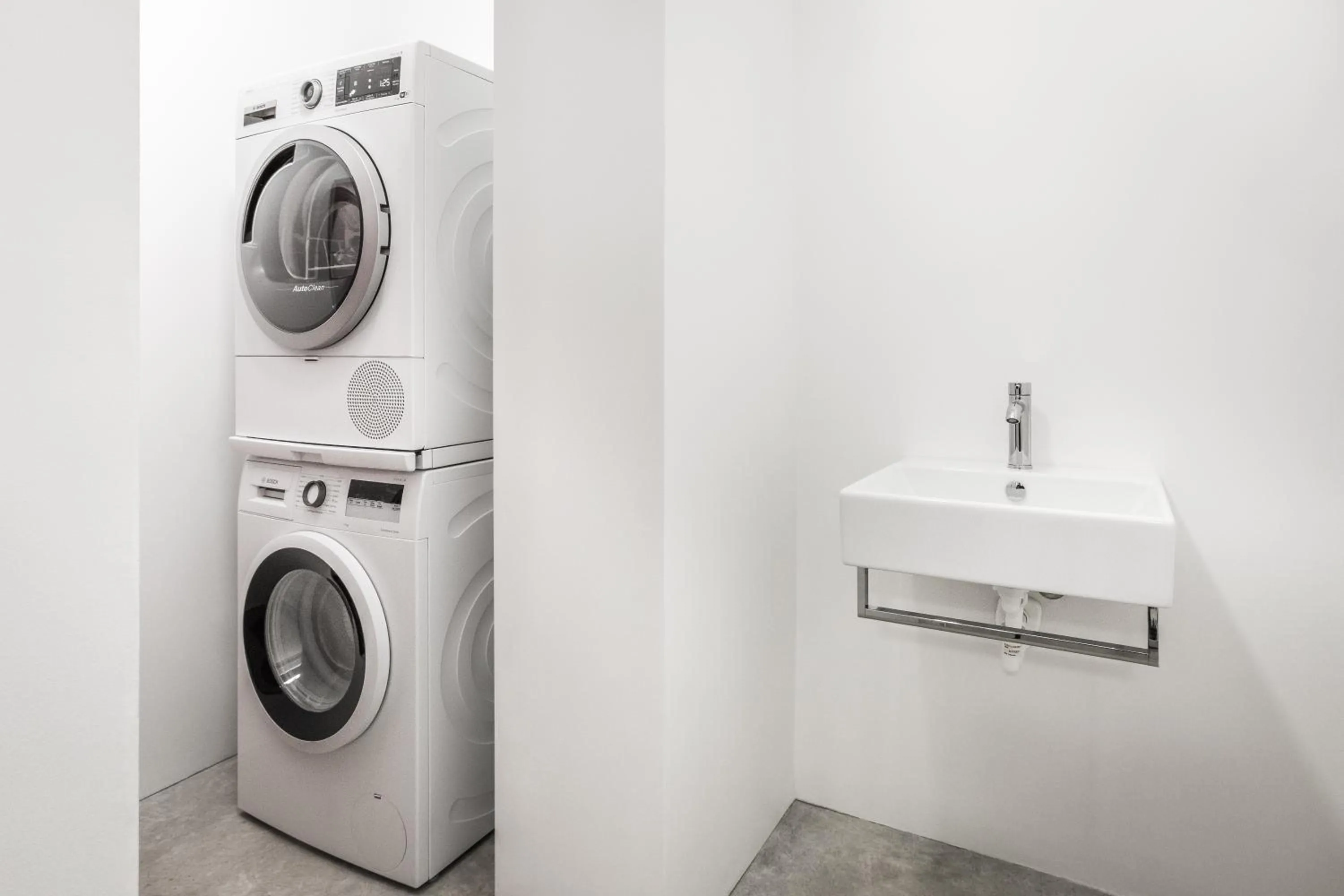 washing machine in CO99 Art Building Residence