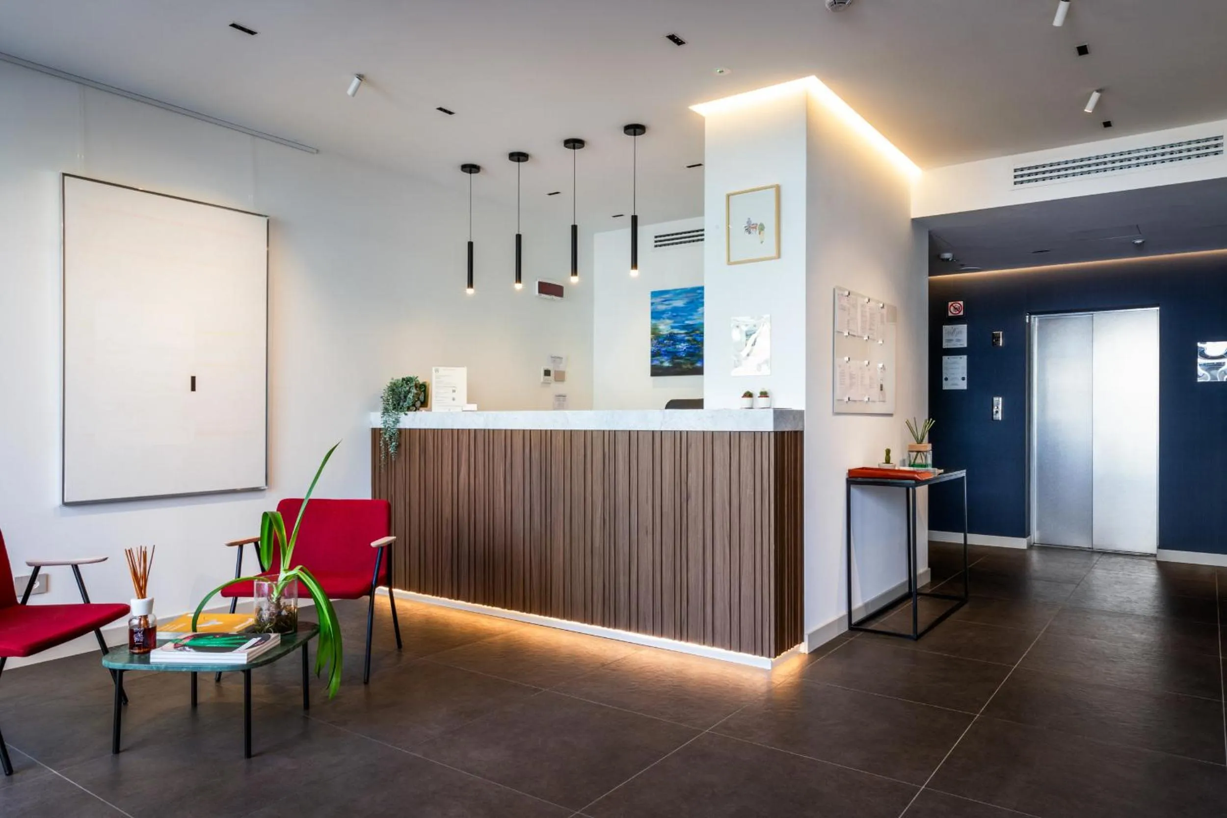 Lobby or reception in CO99 Art Building Residence