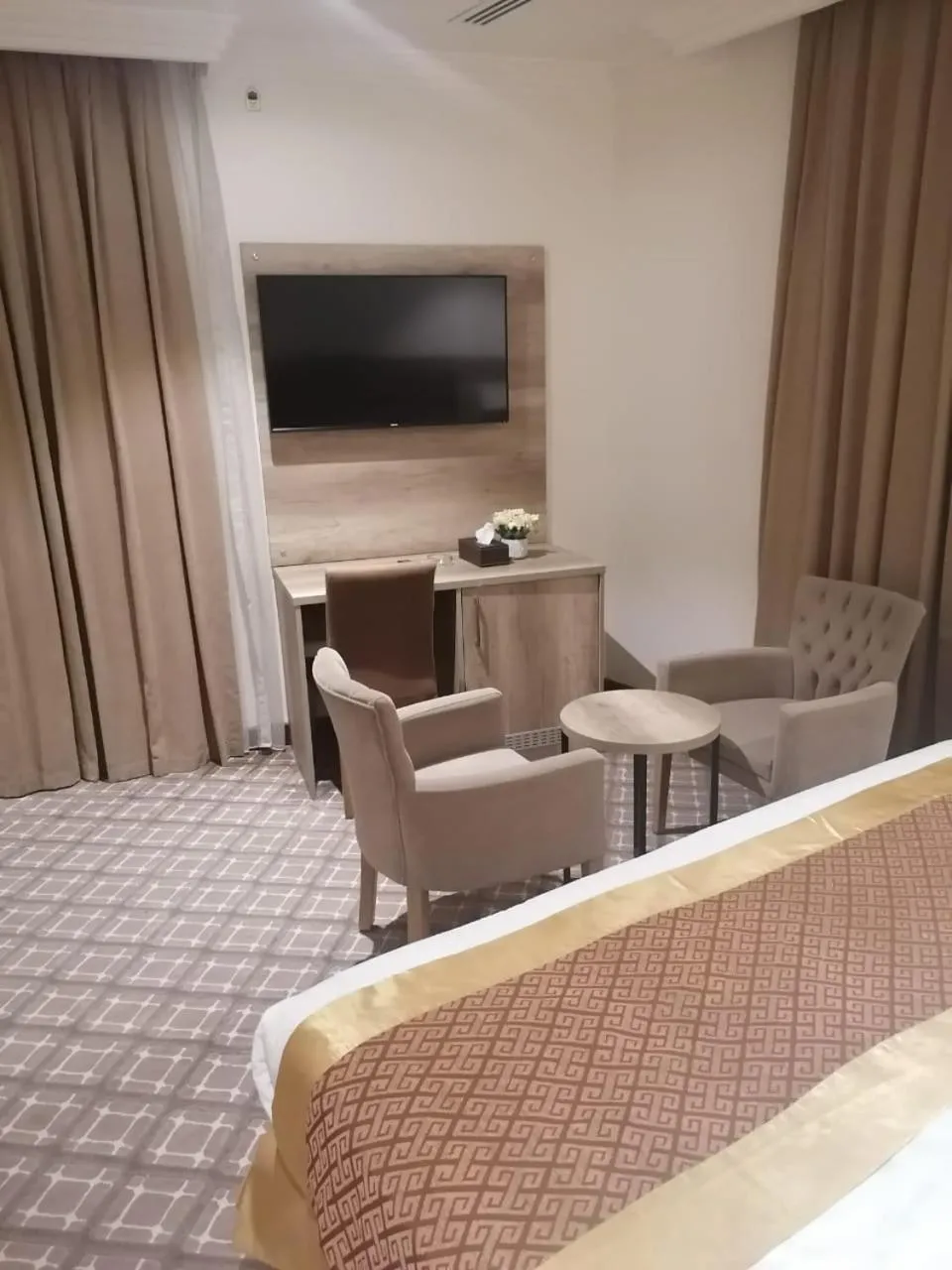 Bed in Burj Al Hayat Hotel Suites - Al Olaya