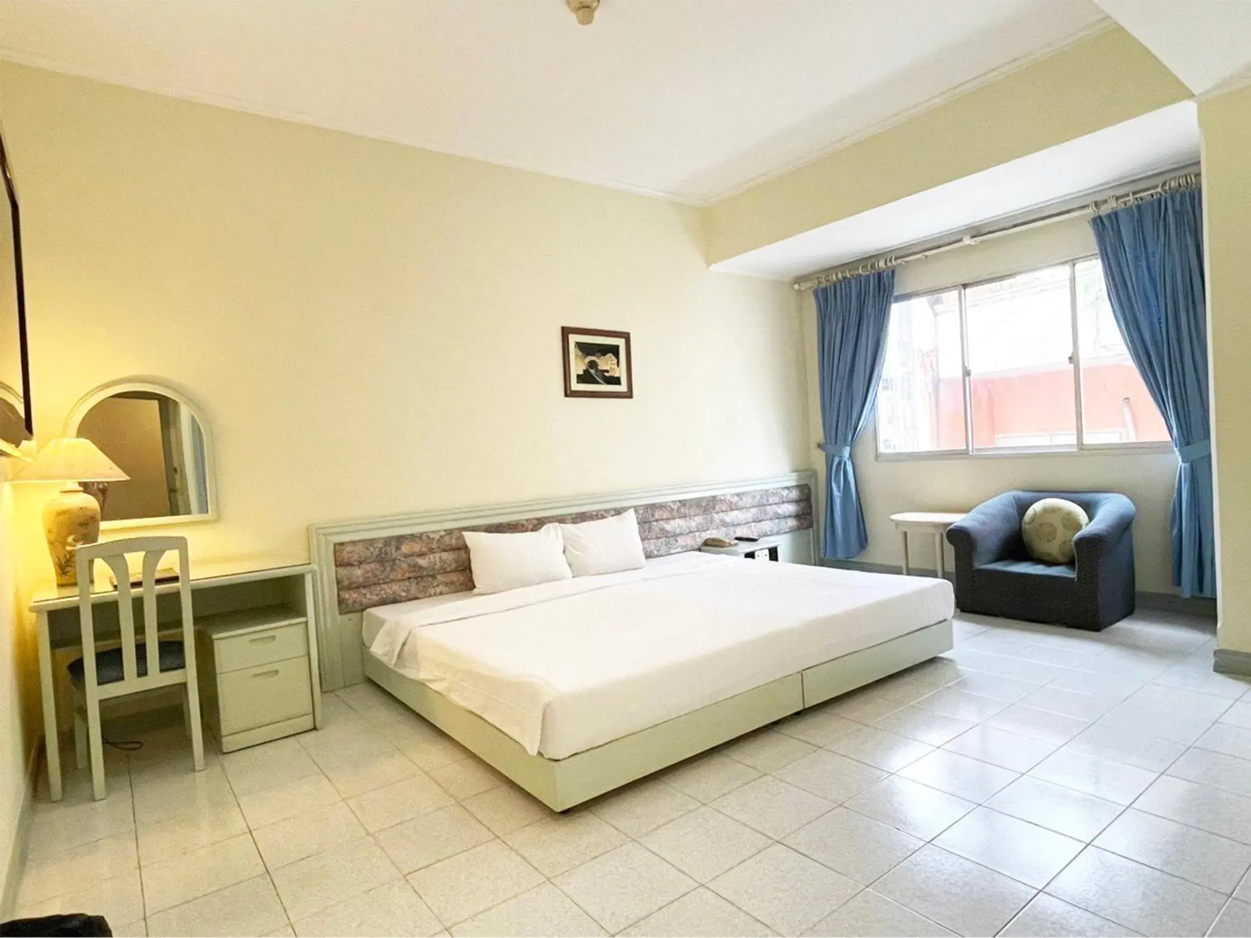 Bed in Bat Dat Hotel Bed in Bat Dat Hotel