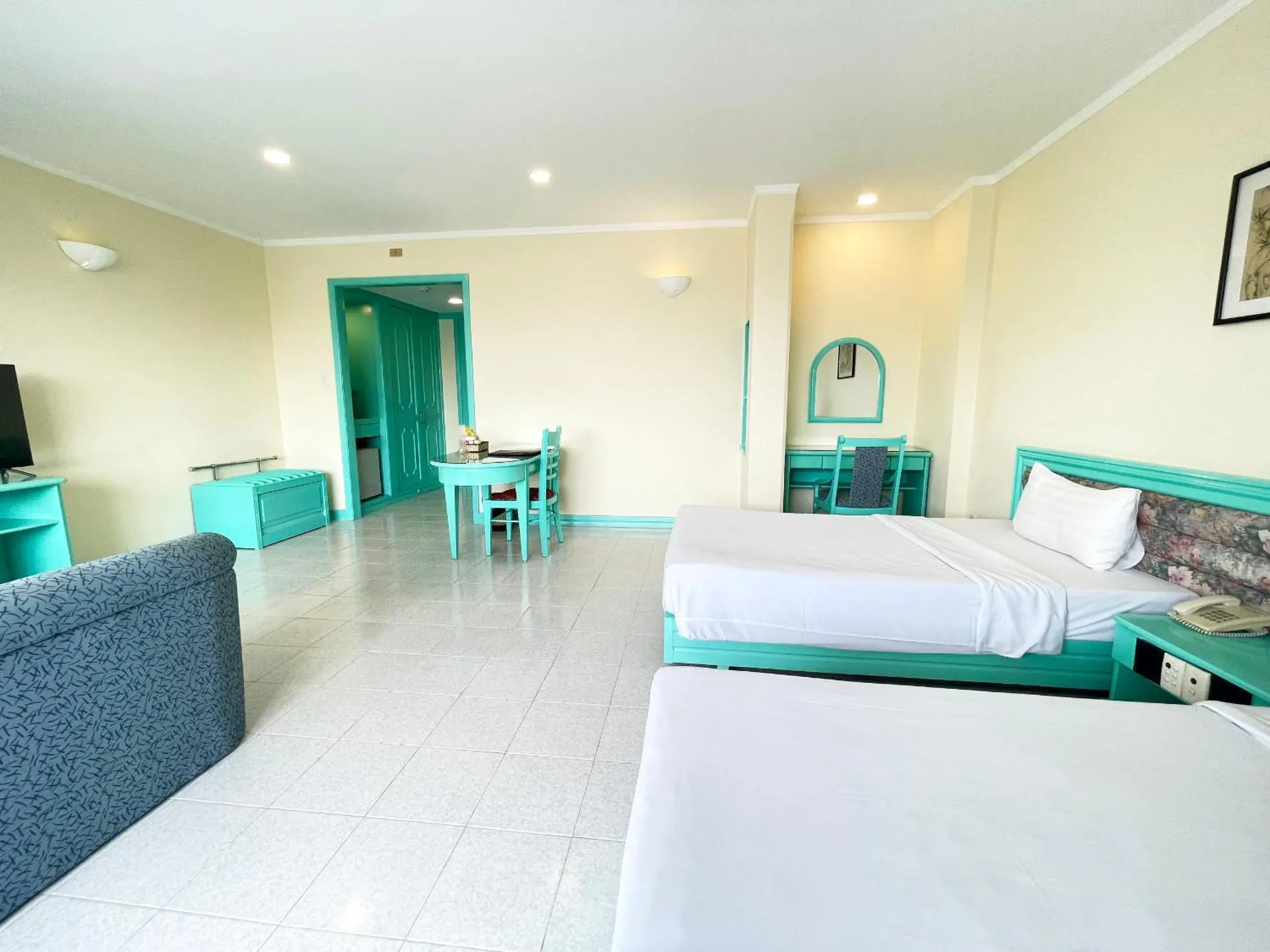 Bed in Bat Dat Hotel Bed in Bat Dat Hotel