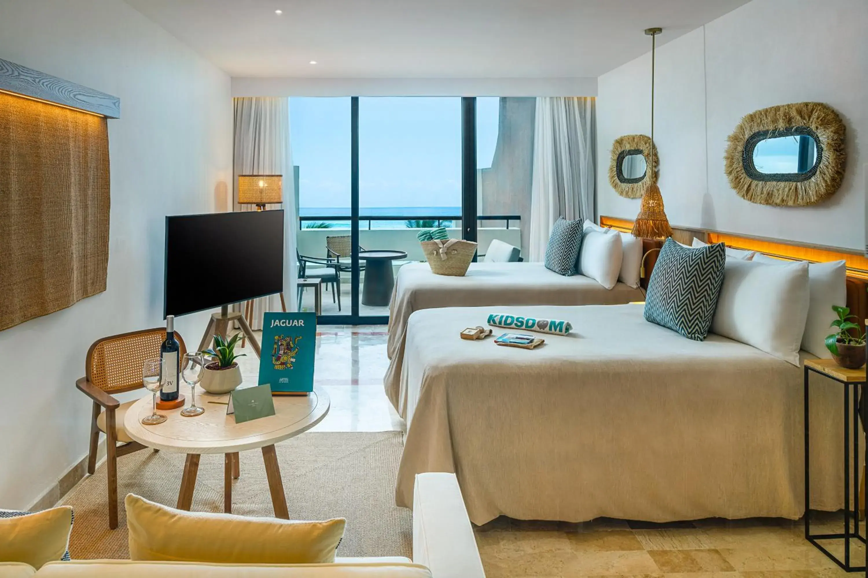 Sea view, Bed in Paradisus Cancun All Inclusive Sea view, Bed in Paradisus Cancun All Inclusive