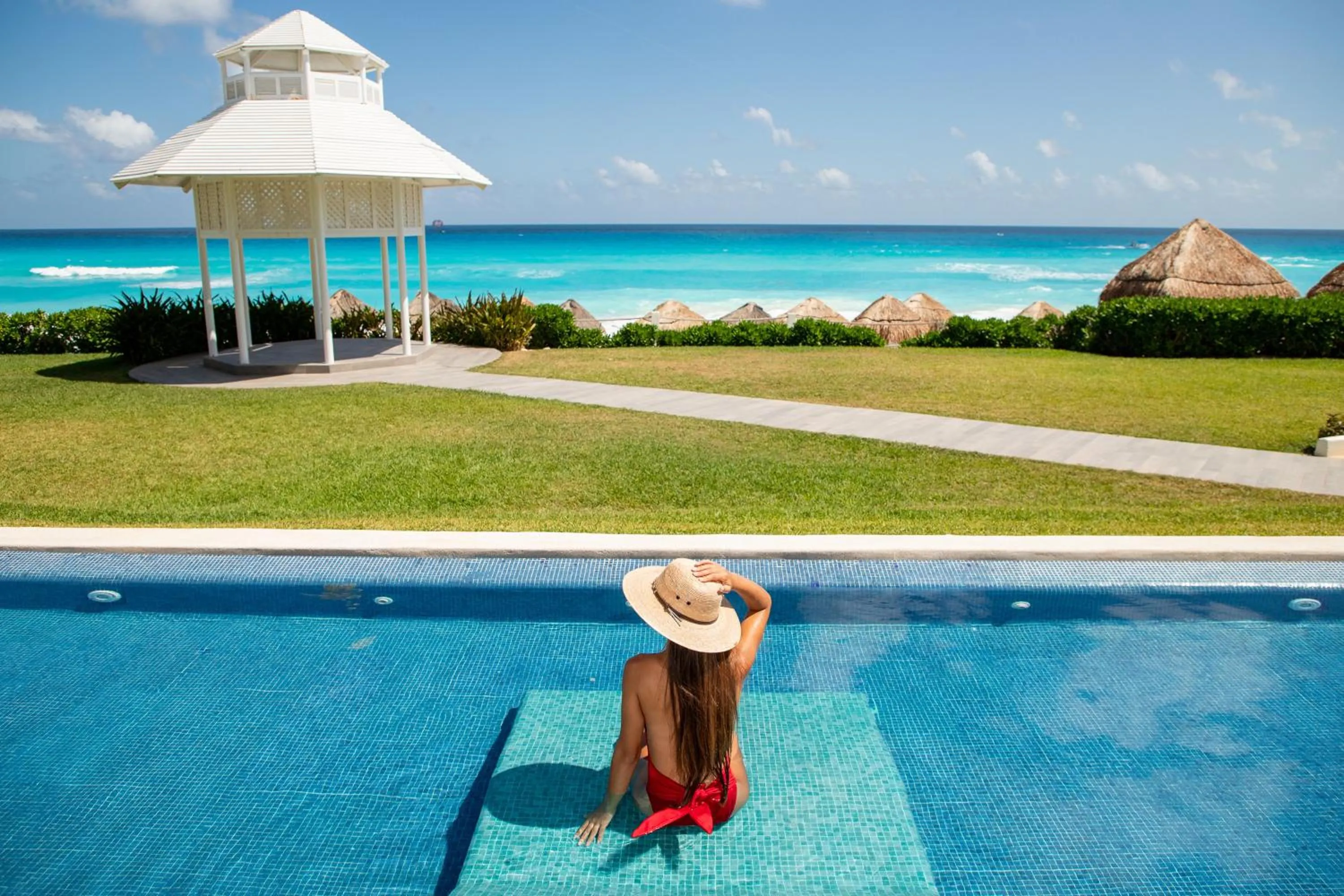 Beach in Paradisus Cancun All Inclusive