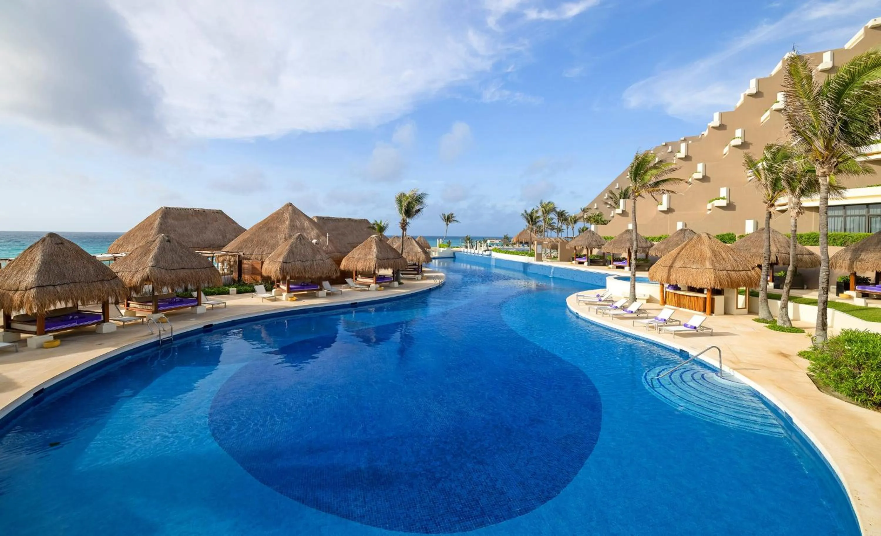 Property building in Paradisus Cancun All Inclusive - Grand Reopening coming soon