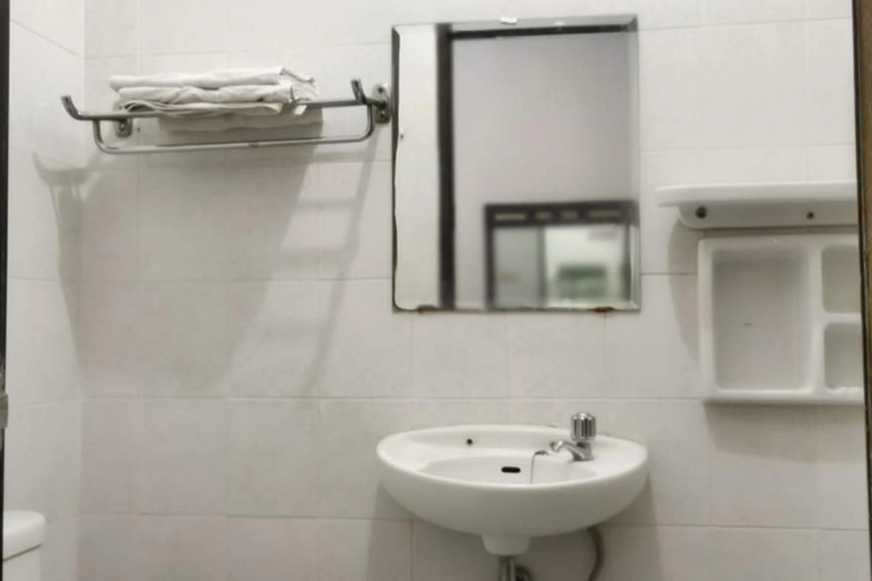 Bathroom in Dinnar Homestay Gayungan Syariah RedPartner