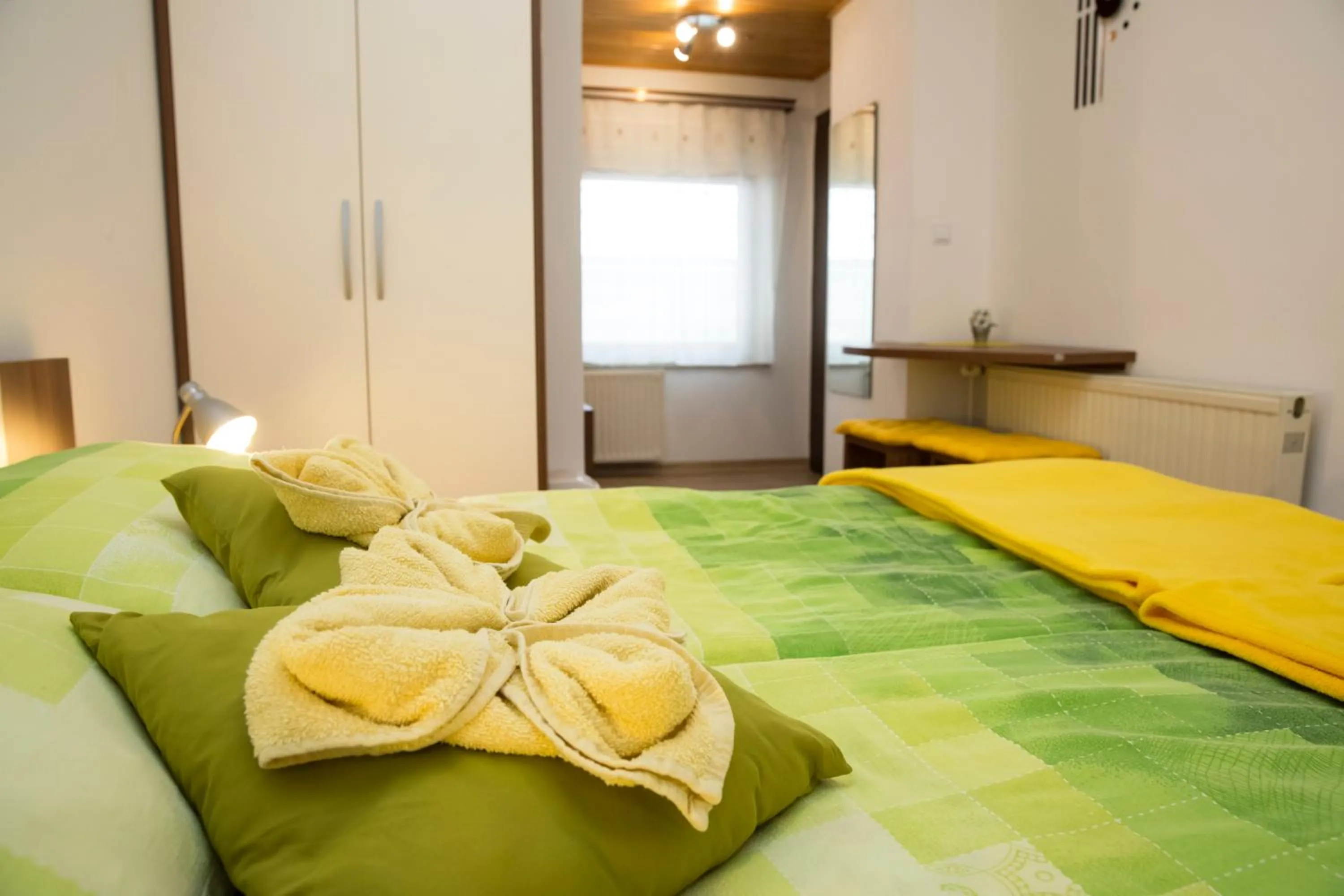 Photo of the whole room, Bed in Accommodation Resman