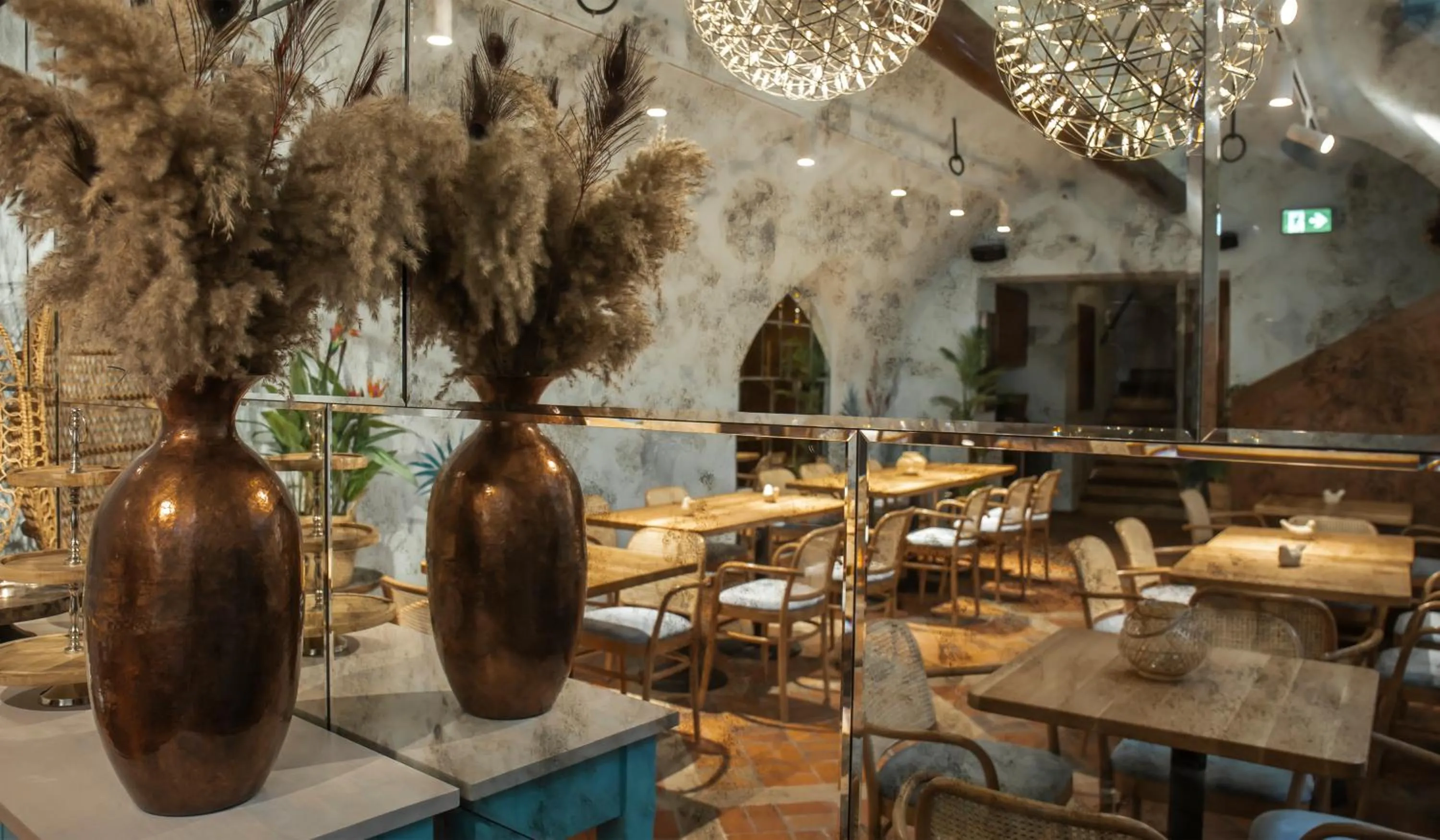 Restaurant/places to eat in Apartamenty Sowa Toruń