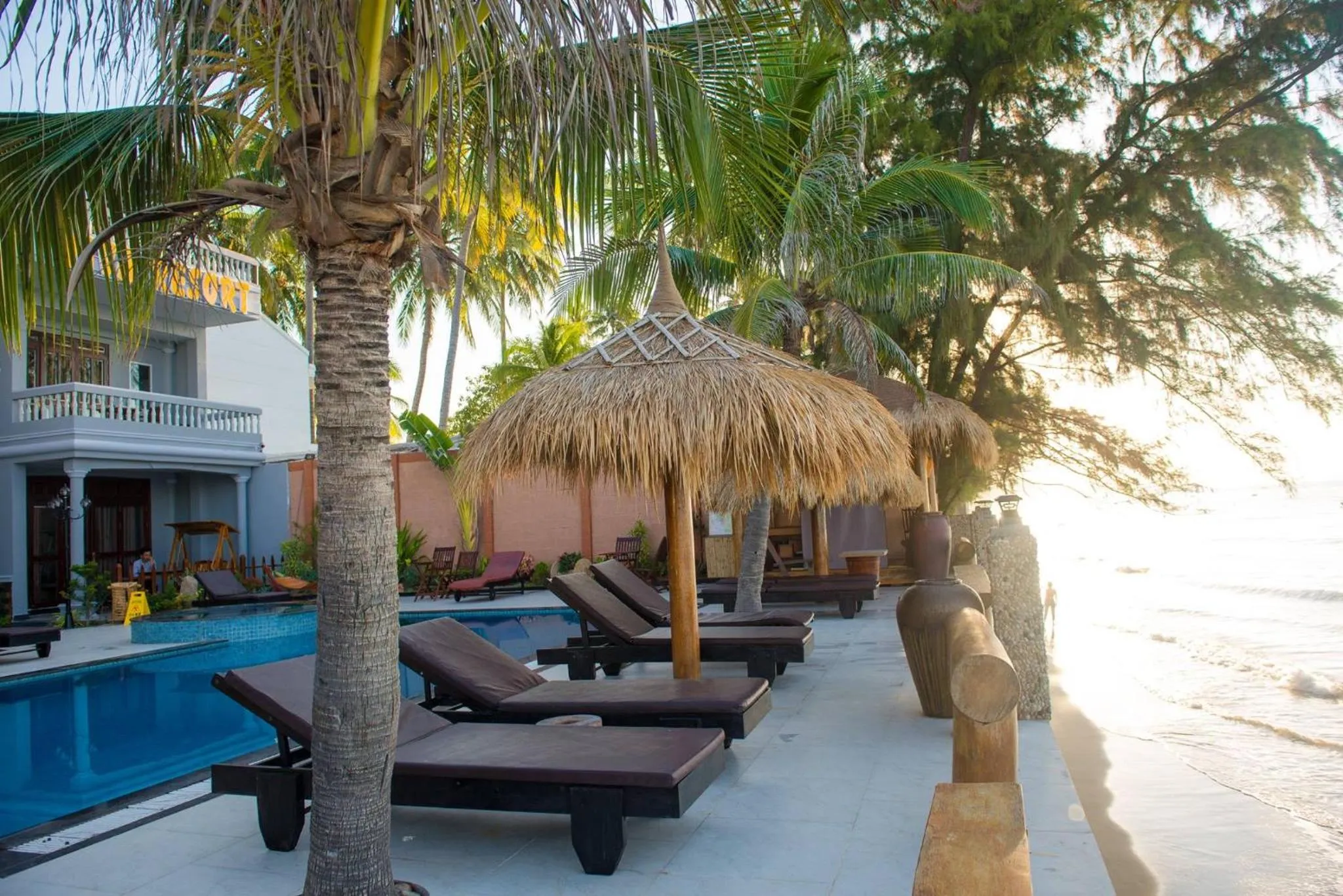 Swimming pool in ViVa Resort Mui Ne