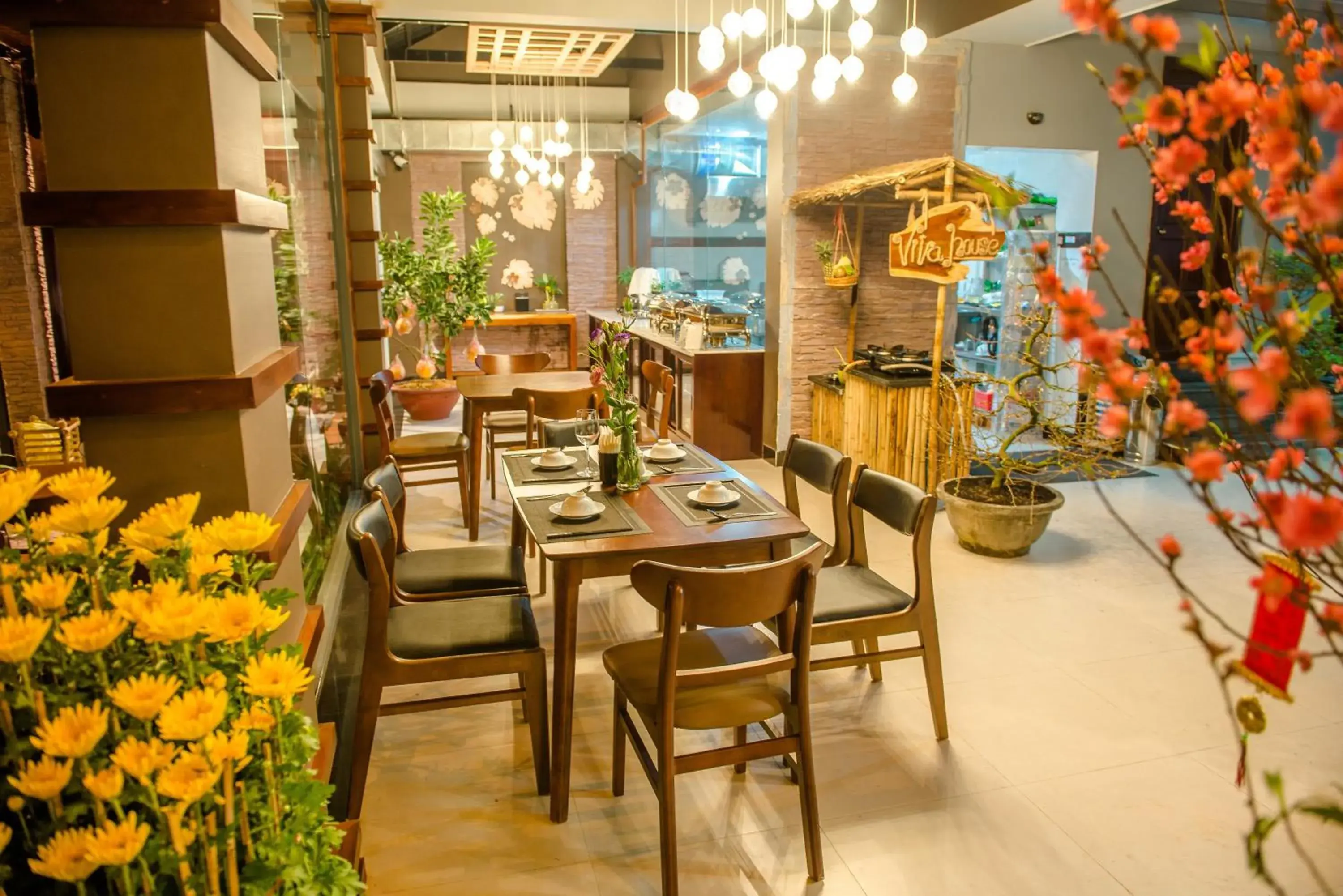 Restaurant/places to eat in ViVa Resort Mui Ne Restaurant/places to eat in ViVa Resort Mui Ne