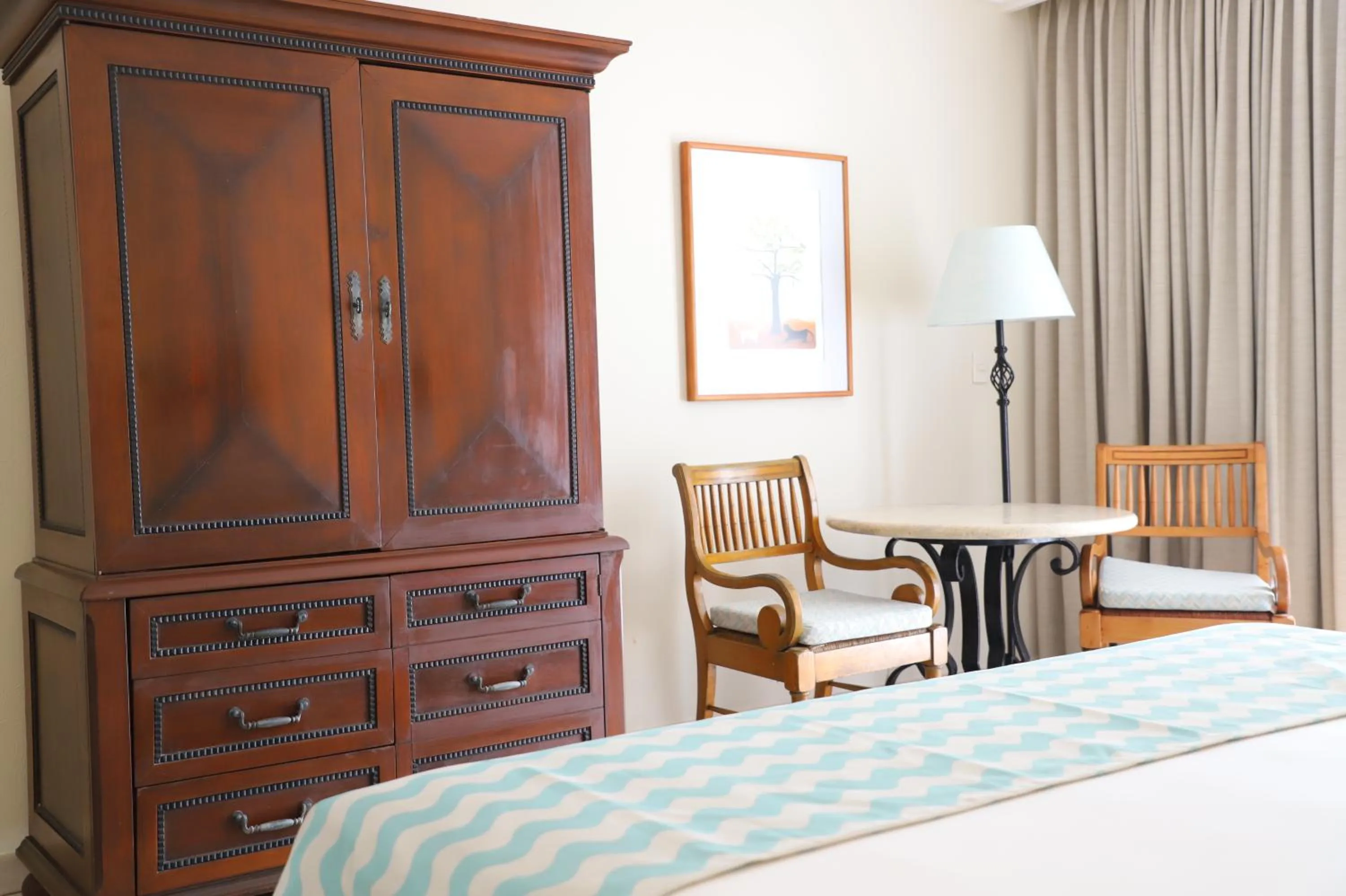 Bed in Pierre Mundo Imperial Riviera Diamante Acapulco