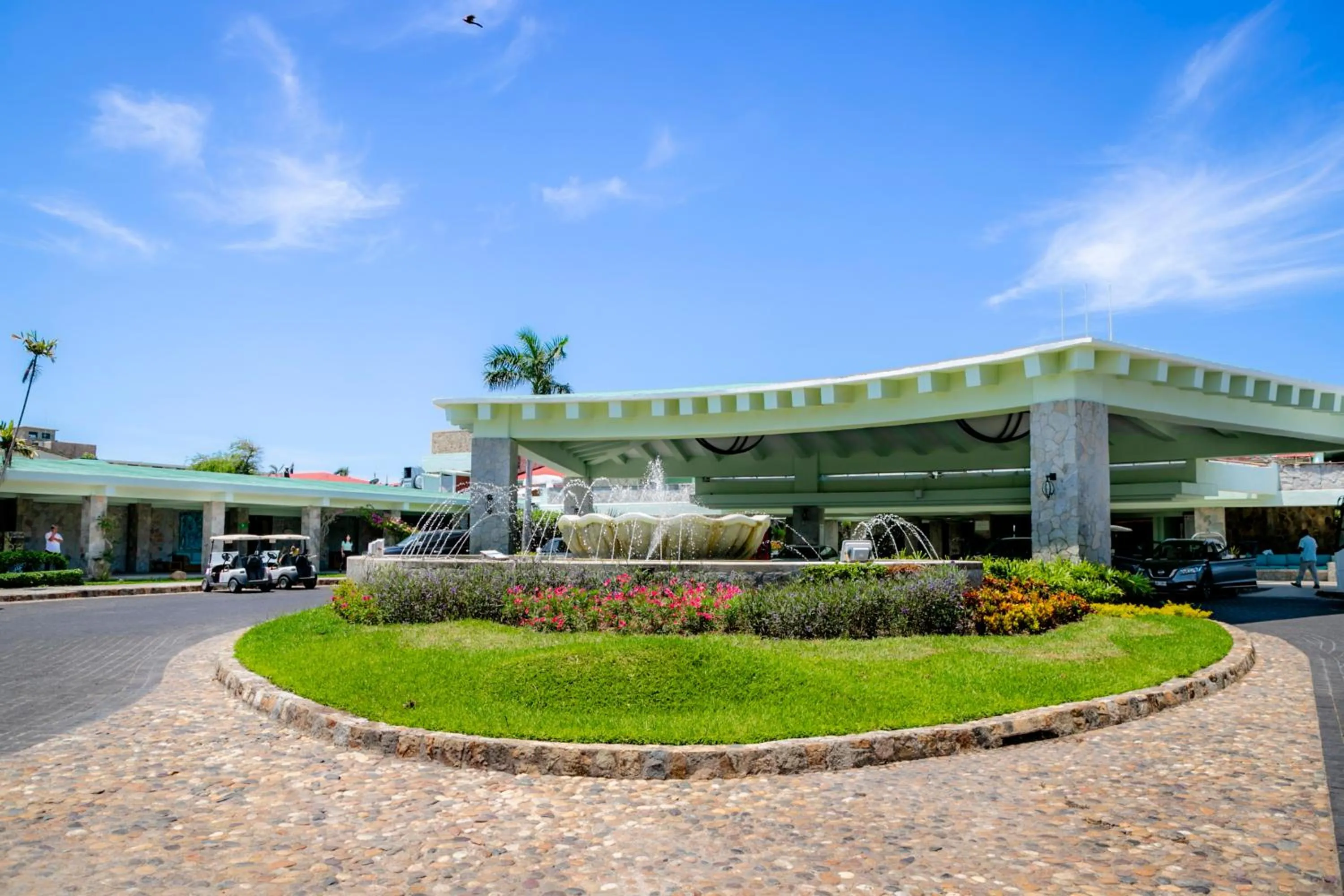Facade/entrance in Pierre Mundo Imperial Riviera Diamante Acapulco