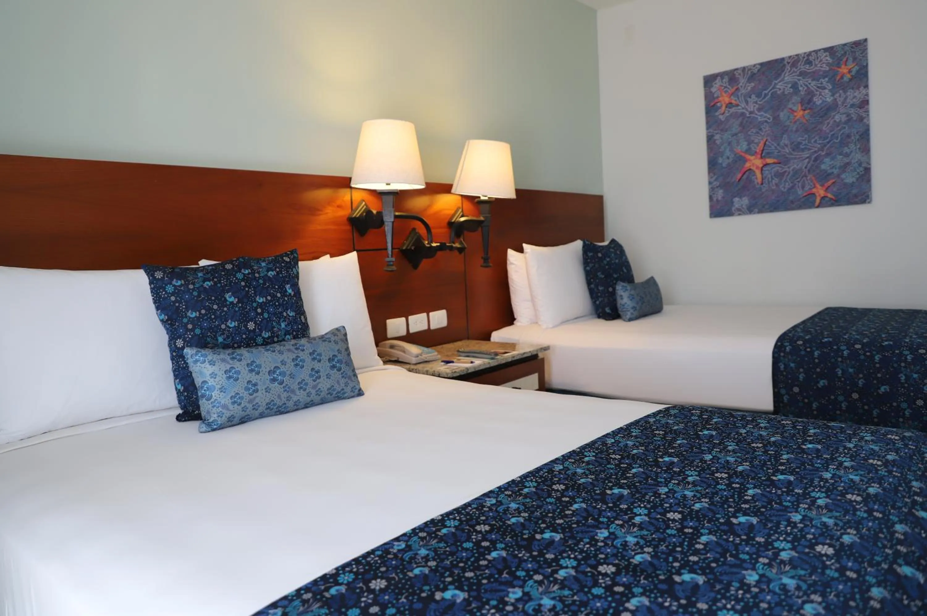 Bed in Pierre Mundo Imperial Riviera Diamante Acapulco