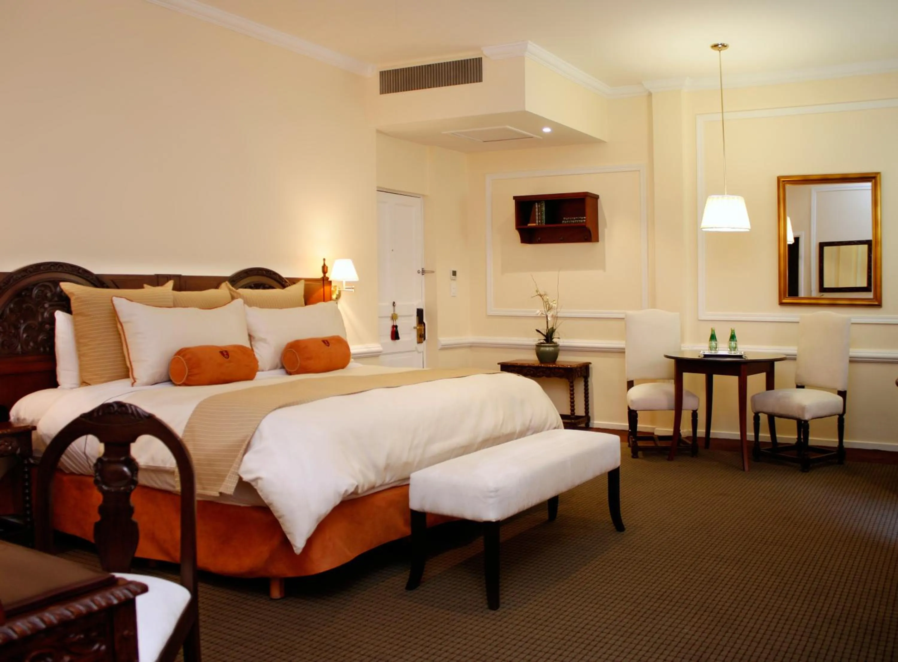 Junior Suite in Hotel Geneve CD de Mexico