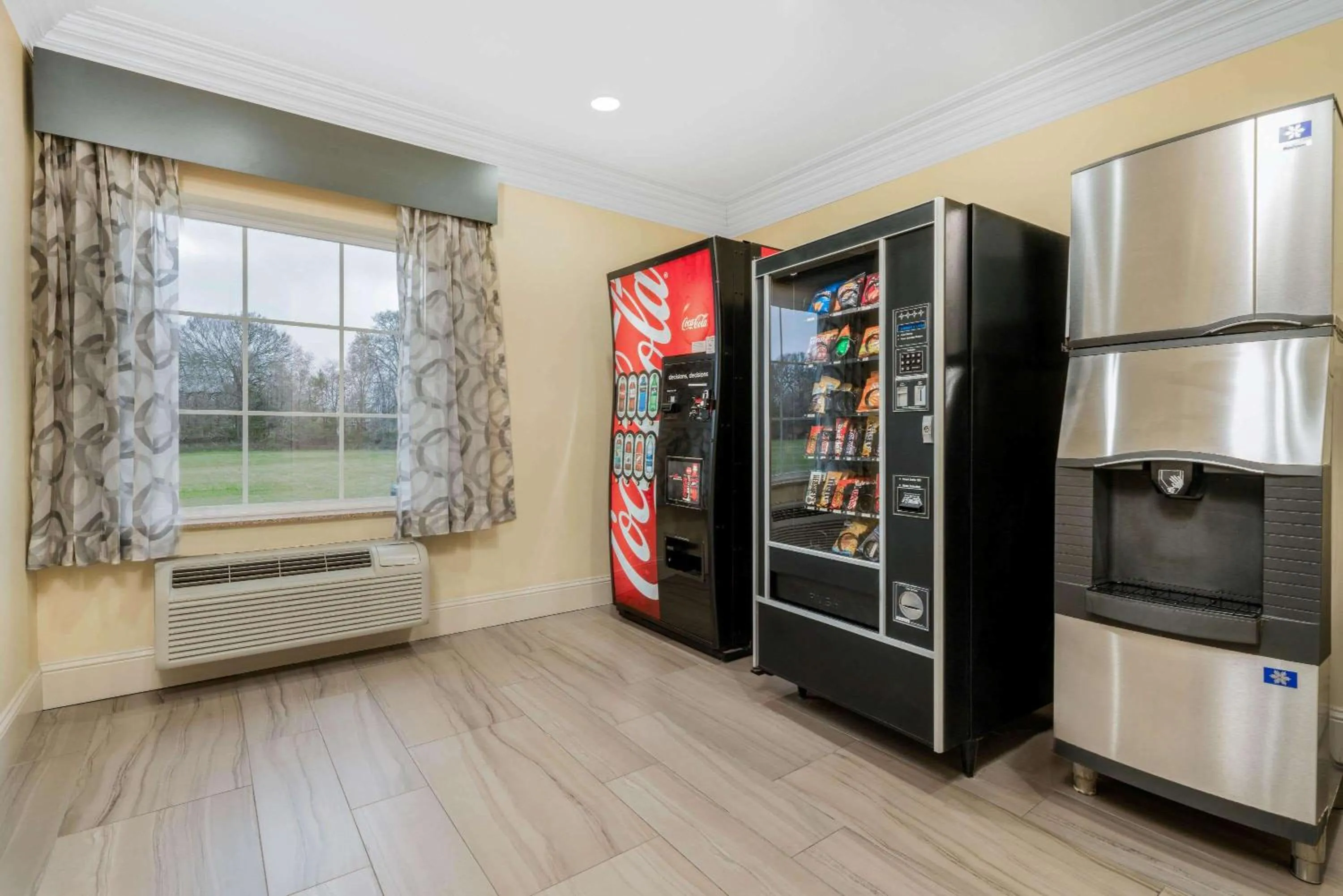 On site in La Quinta Inn & Suites by Wyndham Broussard - Lafayette Area