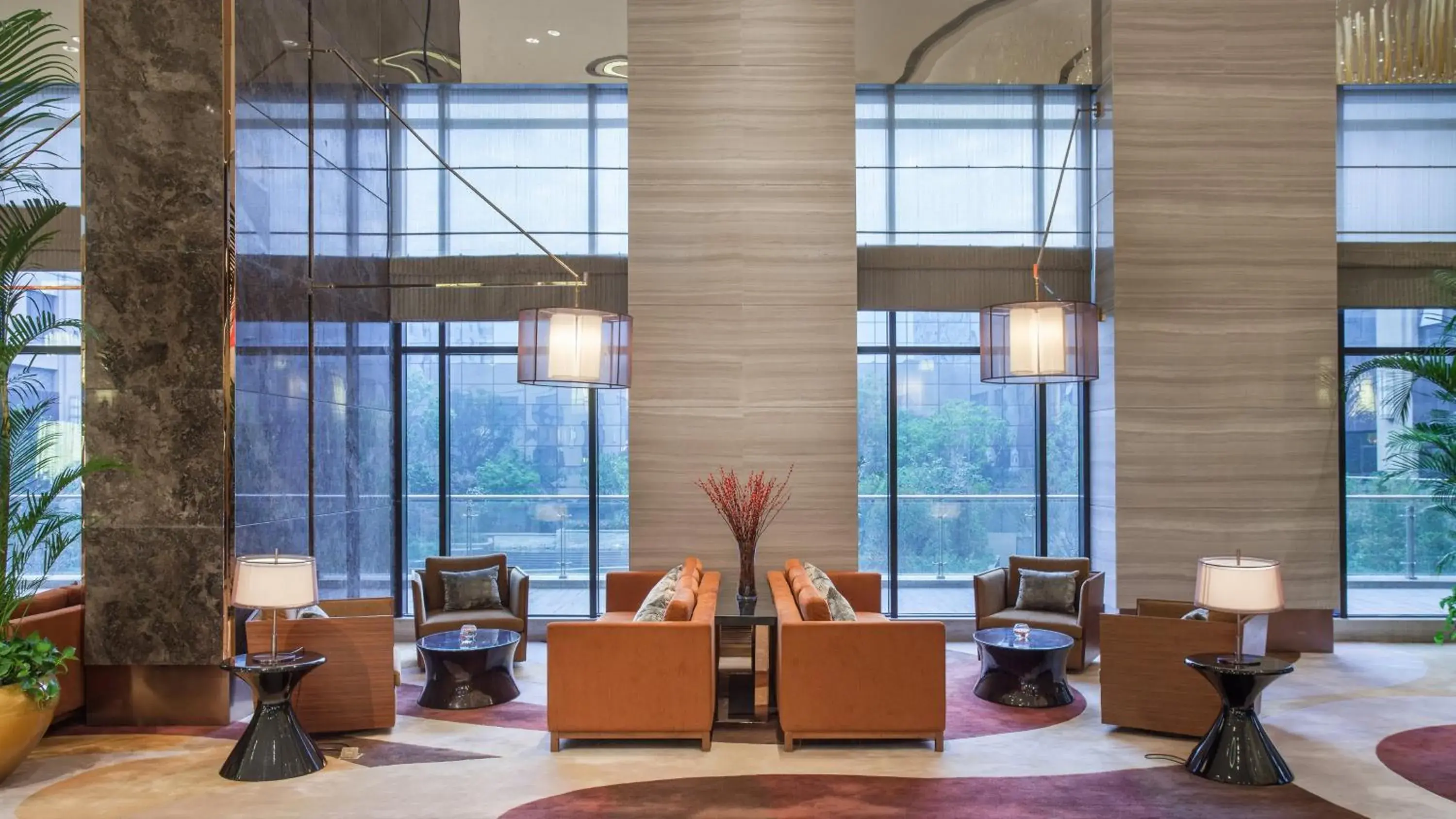 Property building in Holiday Inn Shanghai Hongqiao by IHG - near by Hongqiao Airport & NECC Property building in Holiday Inn Shanghai Hongqiao by IHG - near by Hongqiao Airport & NECC