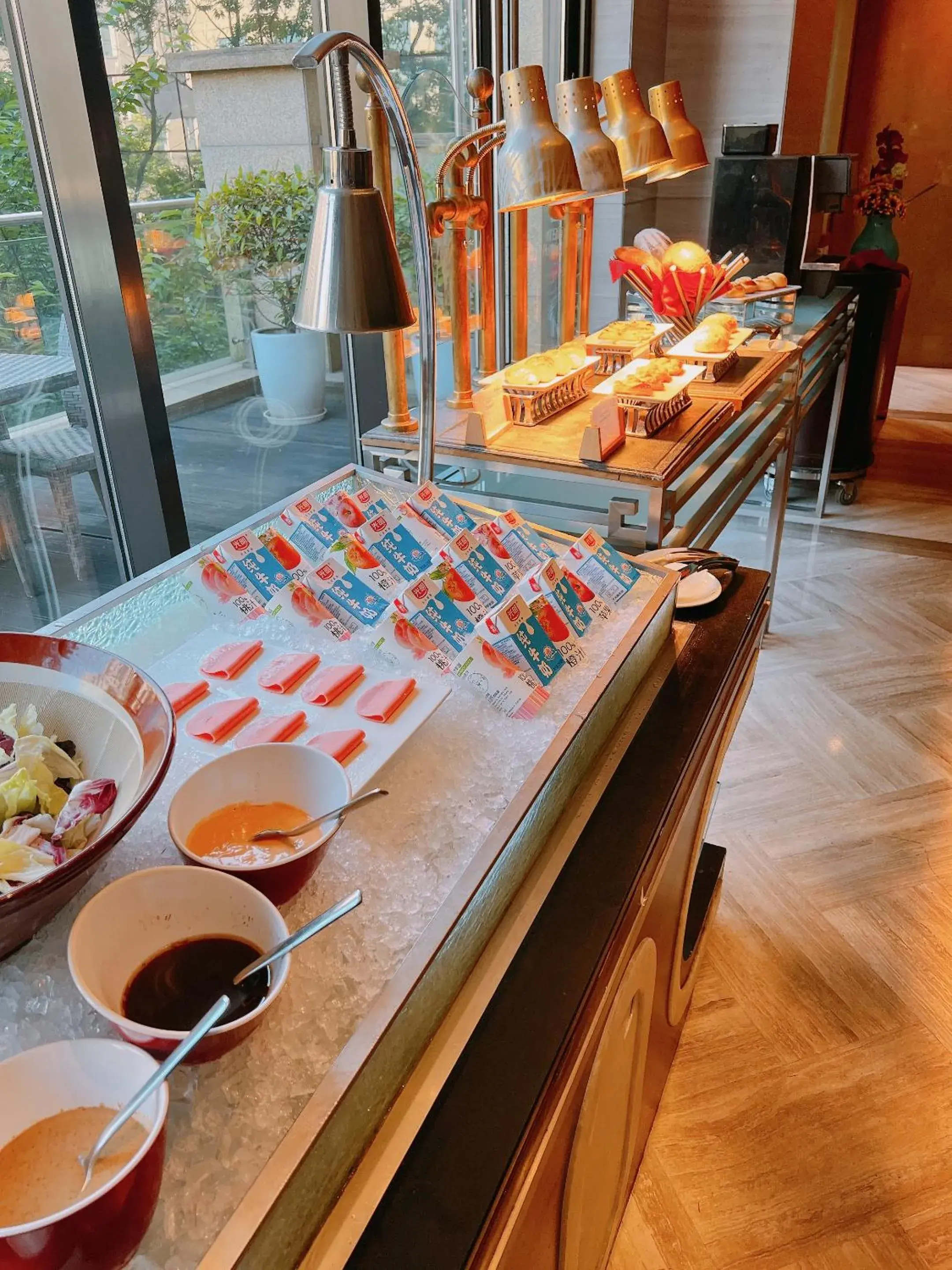 Holiday Inn Shanghai Hongqiao by IHG Holiday Inn Shanghai Hongqiao by IHG