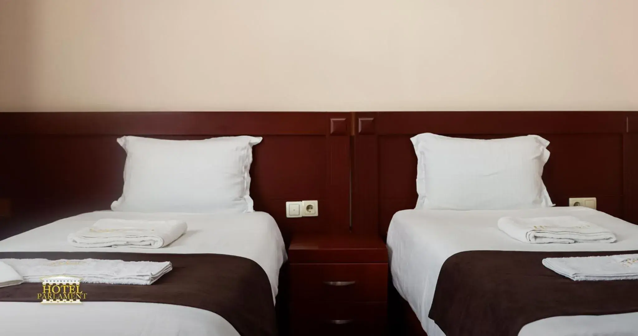 Bed in Hotel Parlament Bed in Hotel Parlament