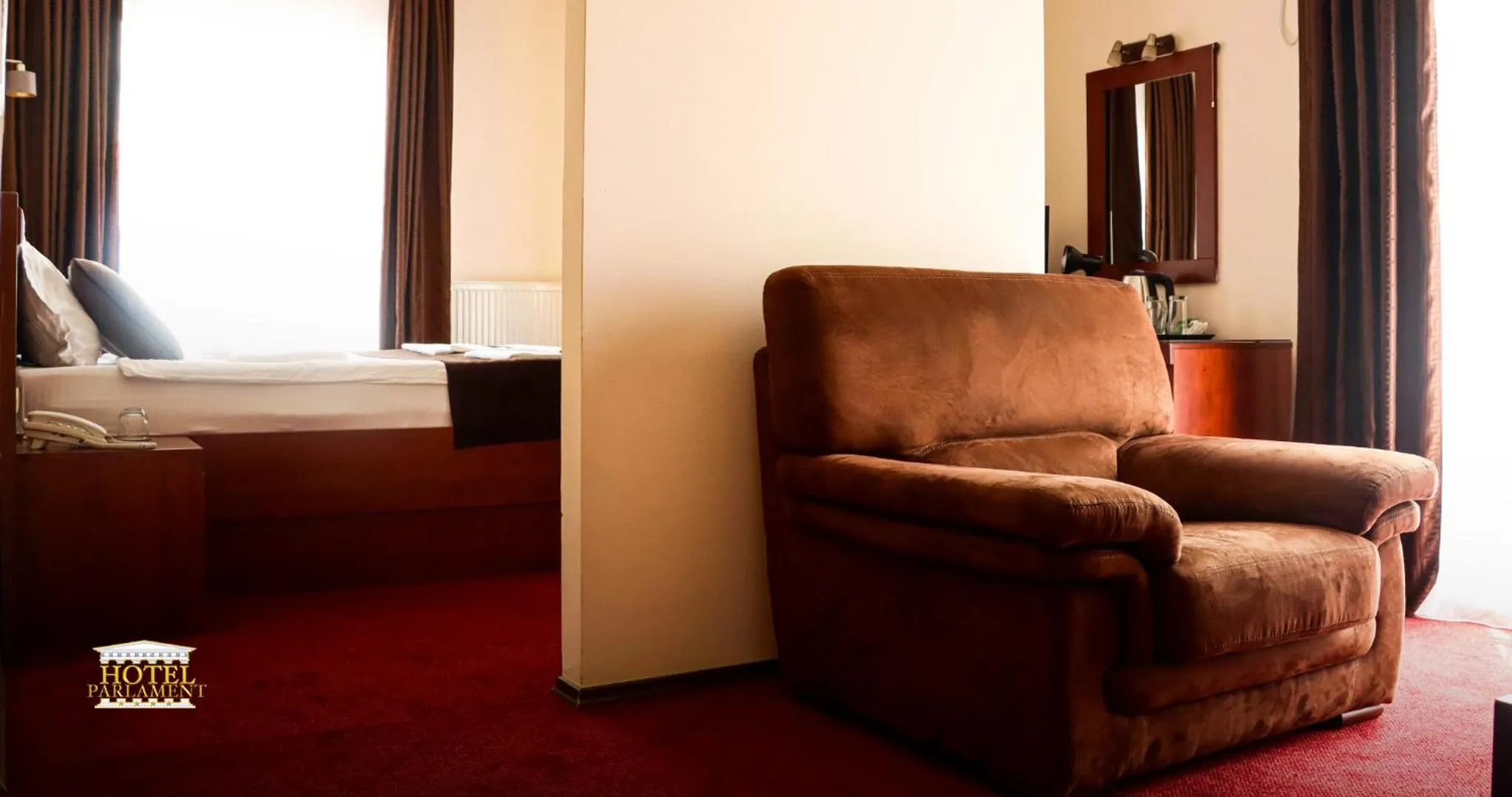 Bed in Hotel Parlament