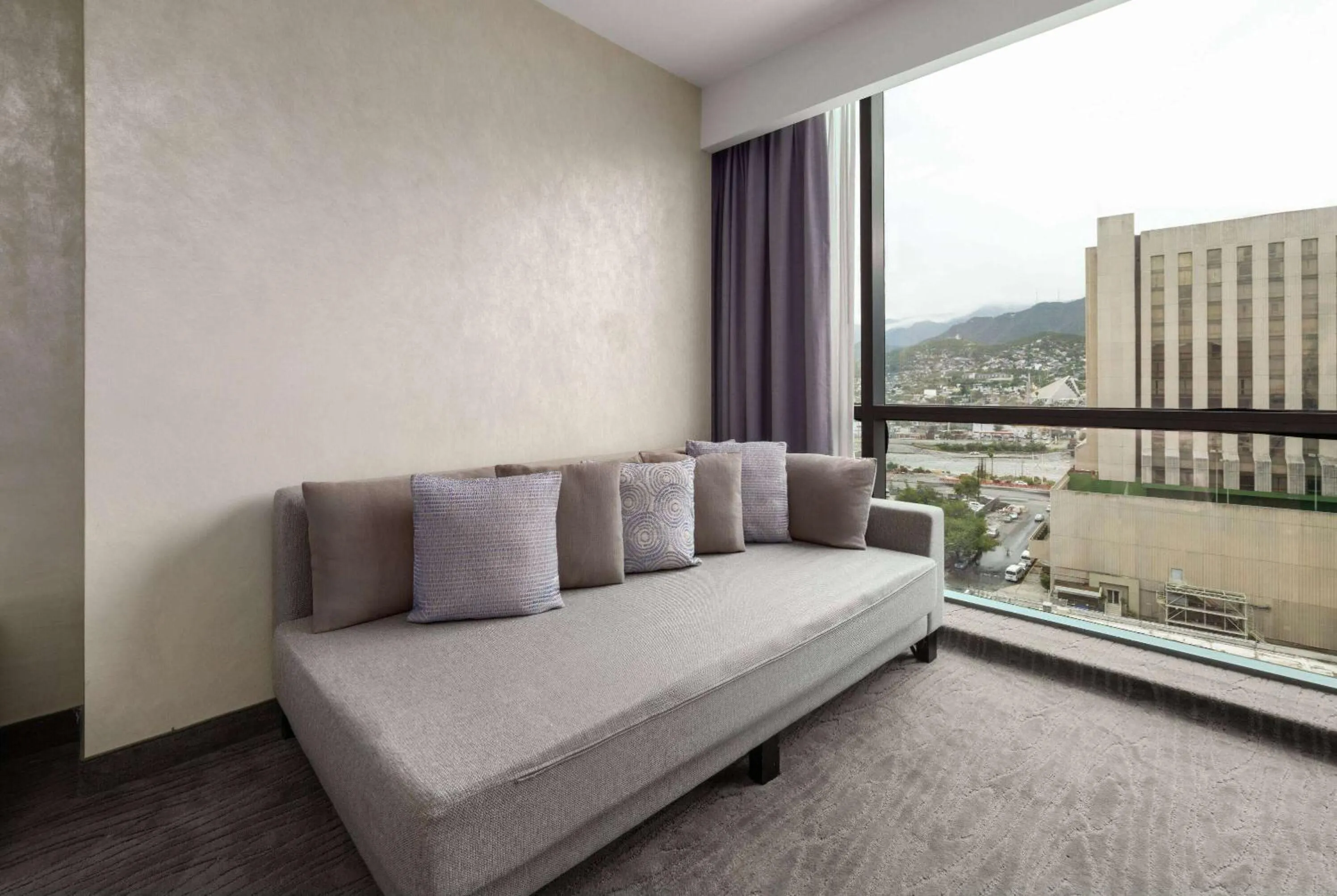 Photo of the whole room, Bed in Wyndham Monterrey Ambassador Centro