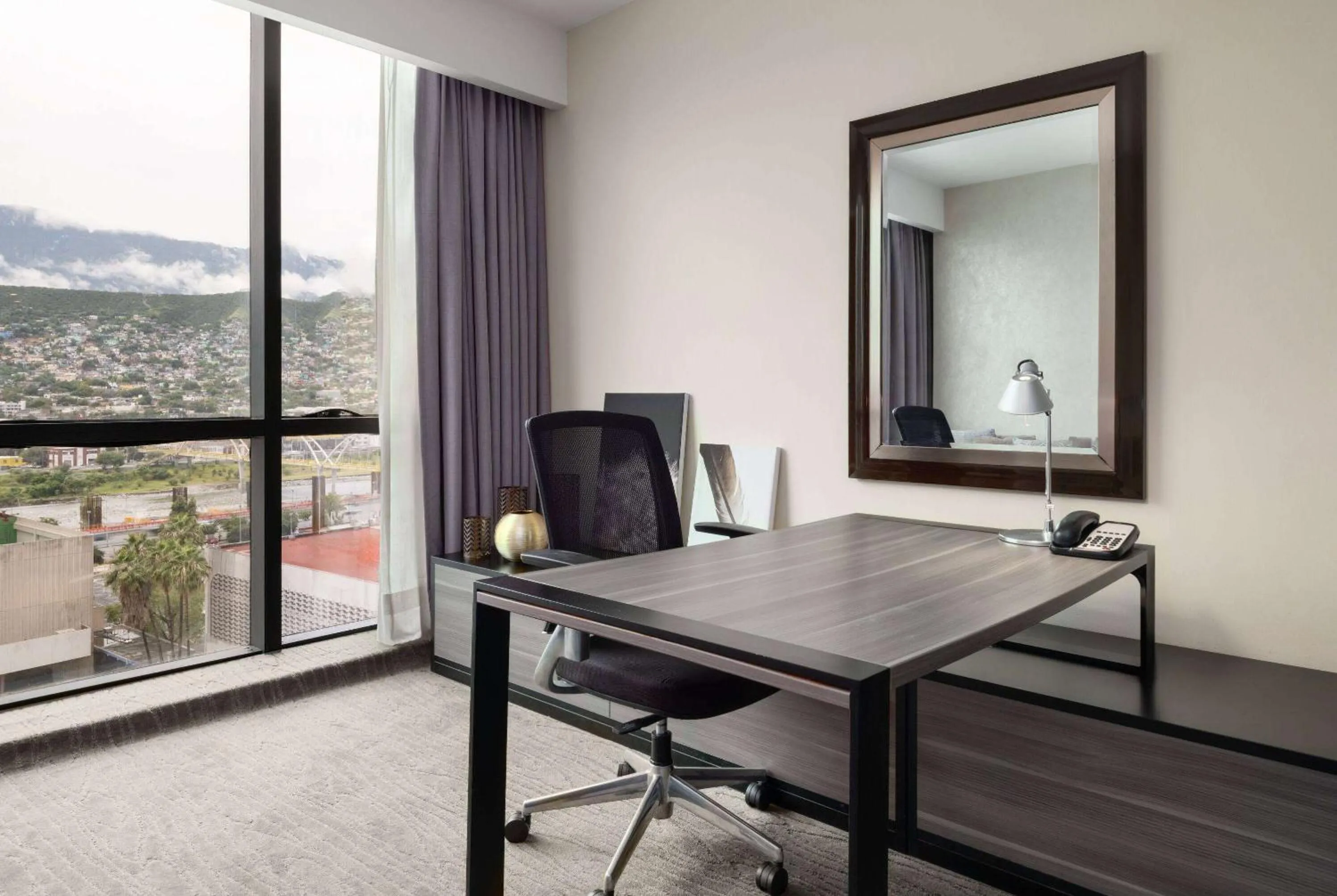 Photo of the whole room in Wyndham Monterrey Ambassador Centro