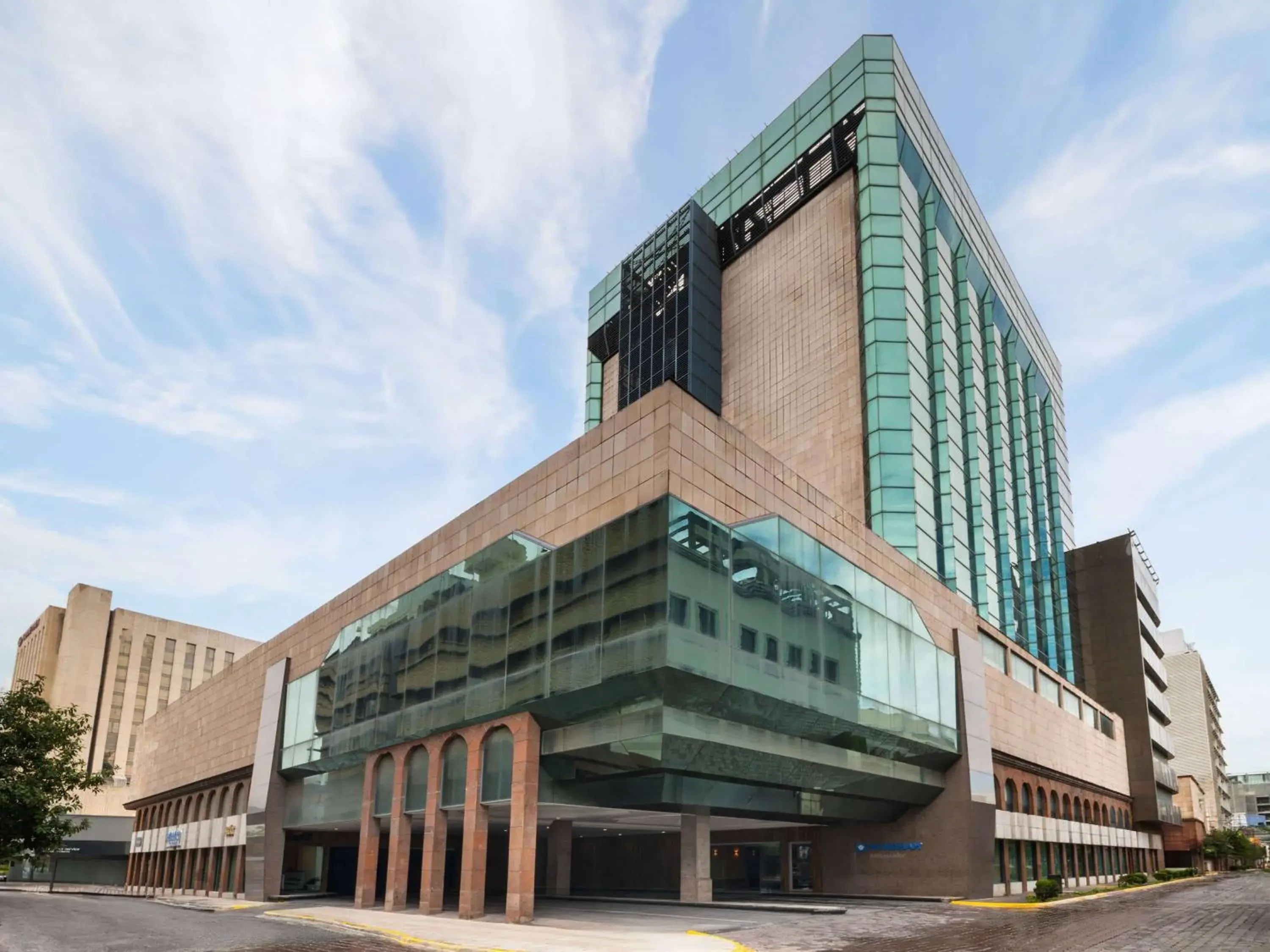 Property building in Wyndham Monterrey Ambassador Centro Property building in Wyndham Monterrey Ambassador Centro