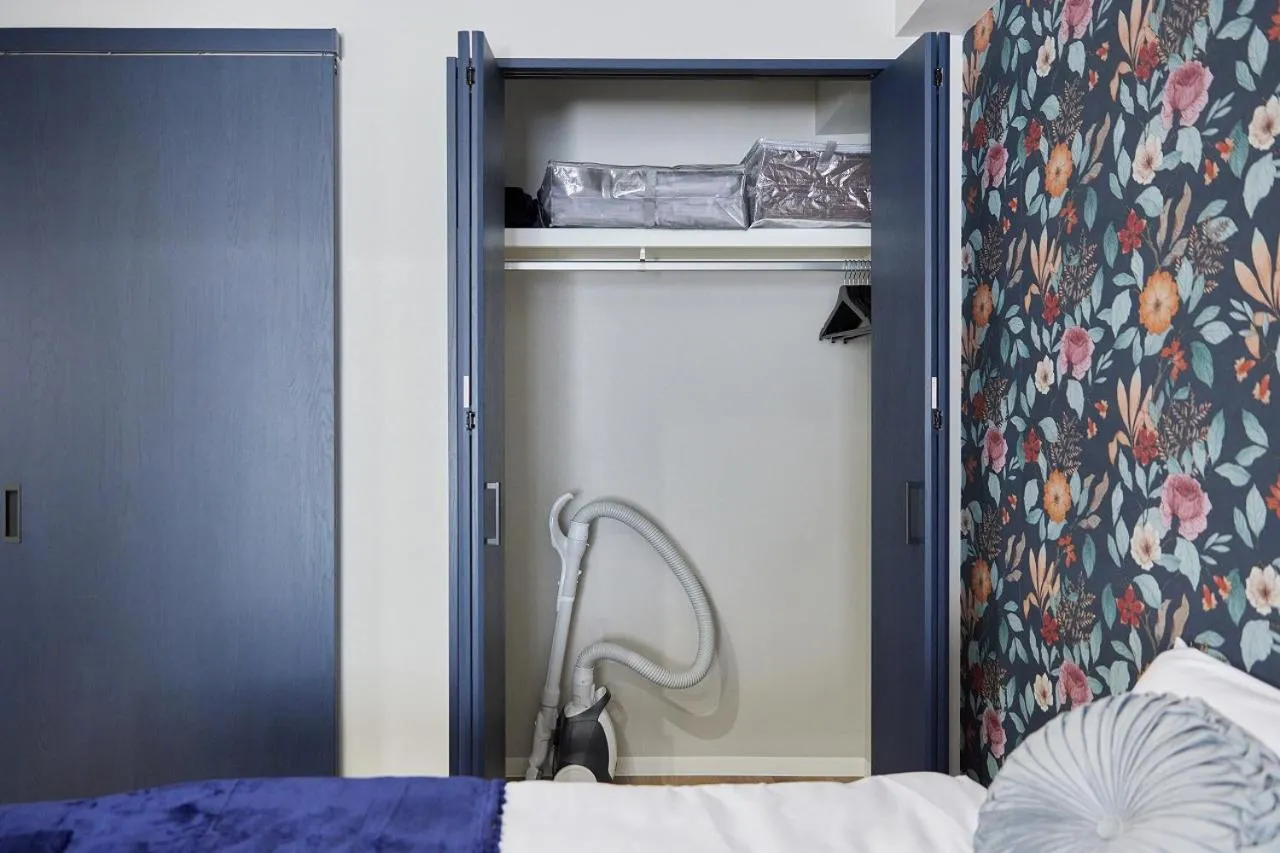 Bed in A.A.O BLDG. NAMBA