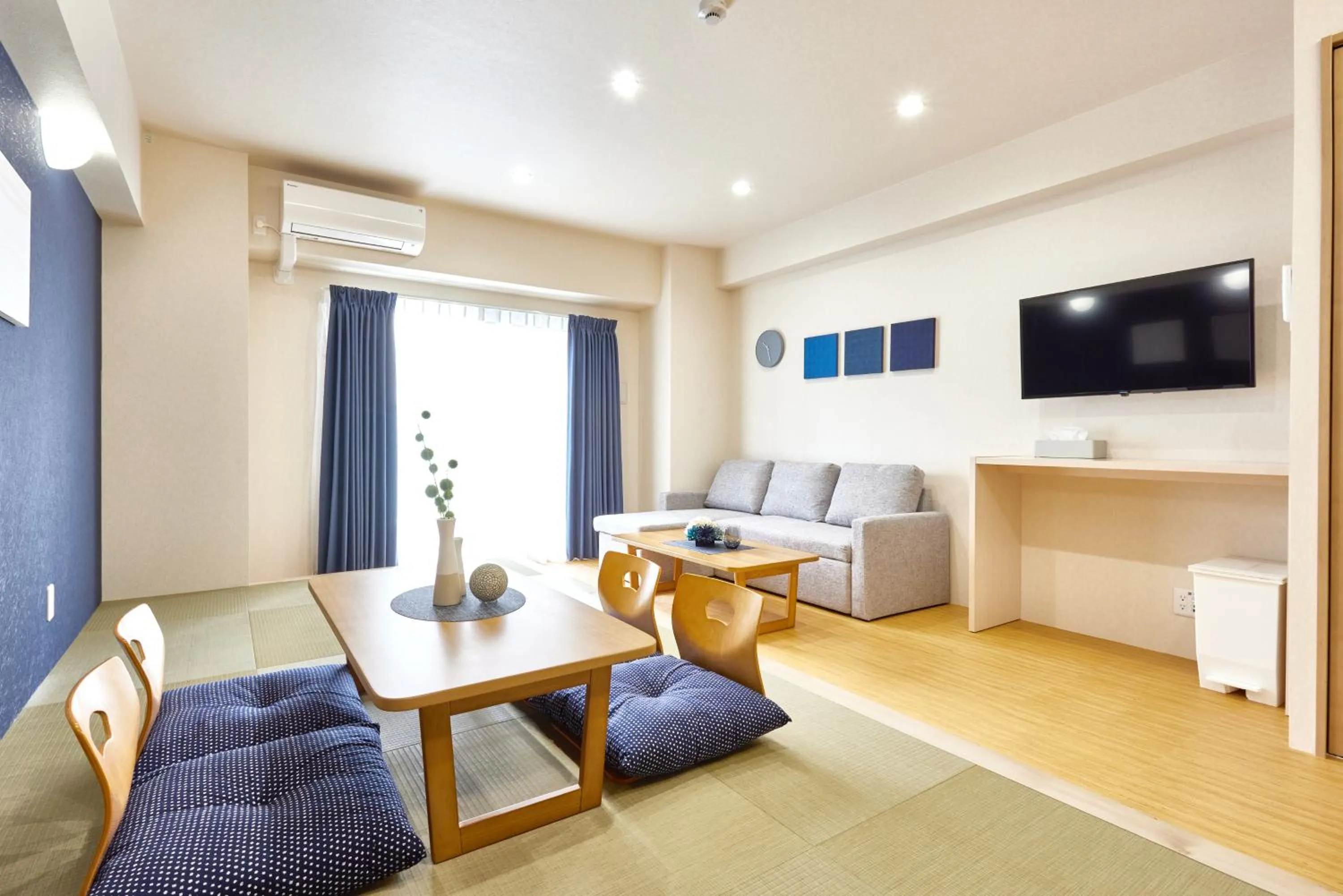 Living room in A.A.O BLDG. NAMBA