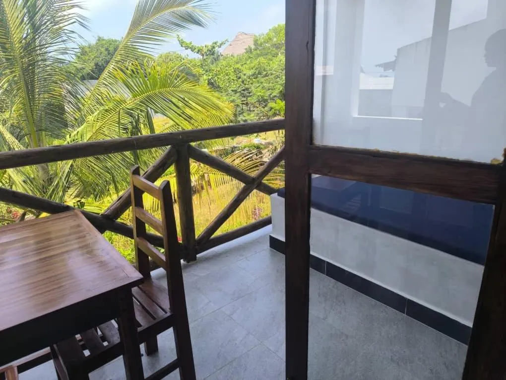 Garden in Majani Breeze