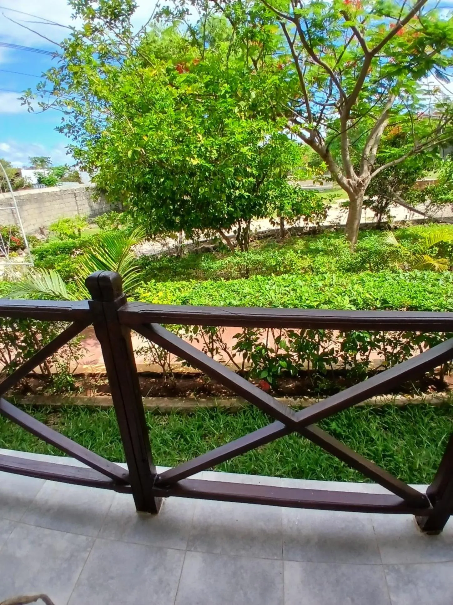 Garden in Majani Breeze