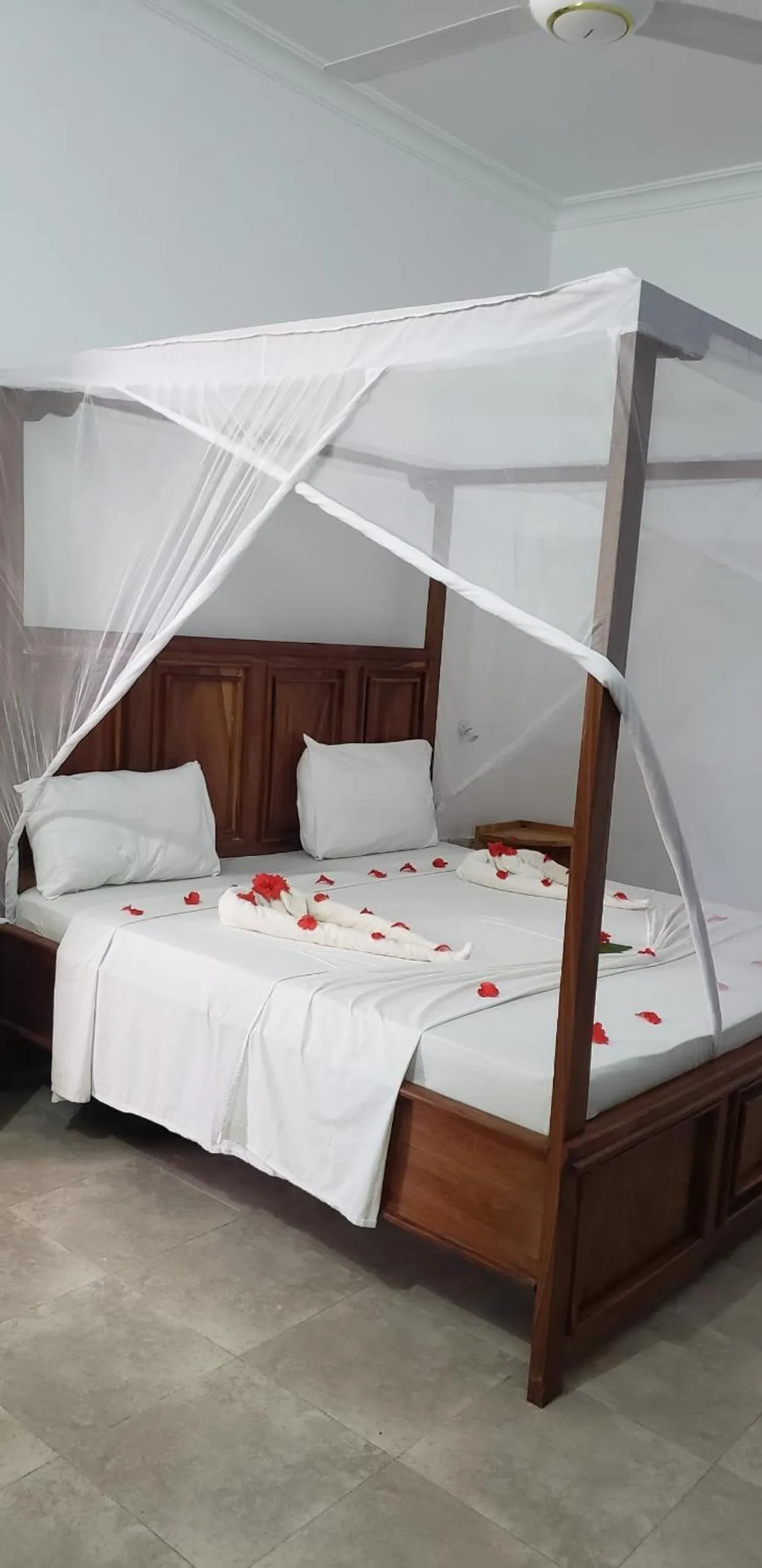 Bed in Majani Breeze