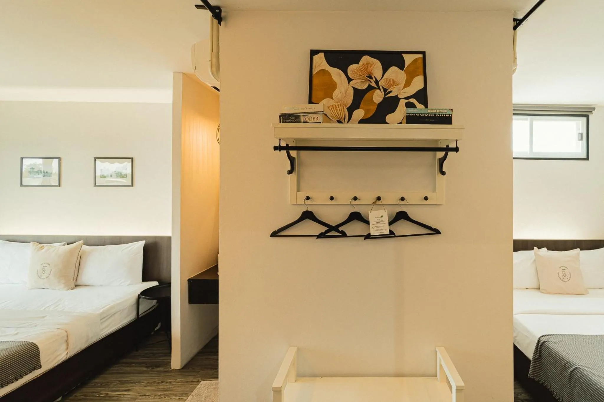 Family, Bed in Tim Mansion