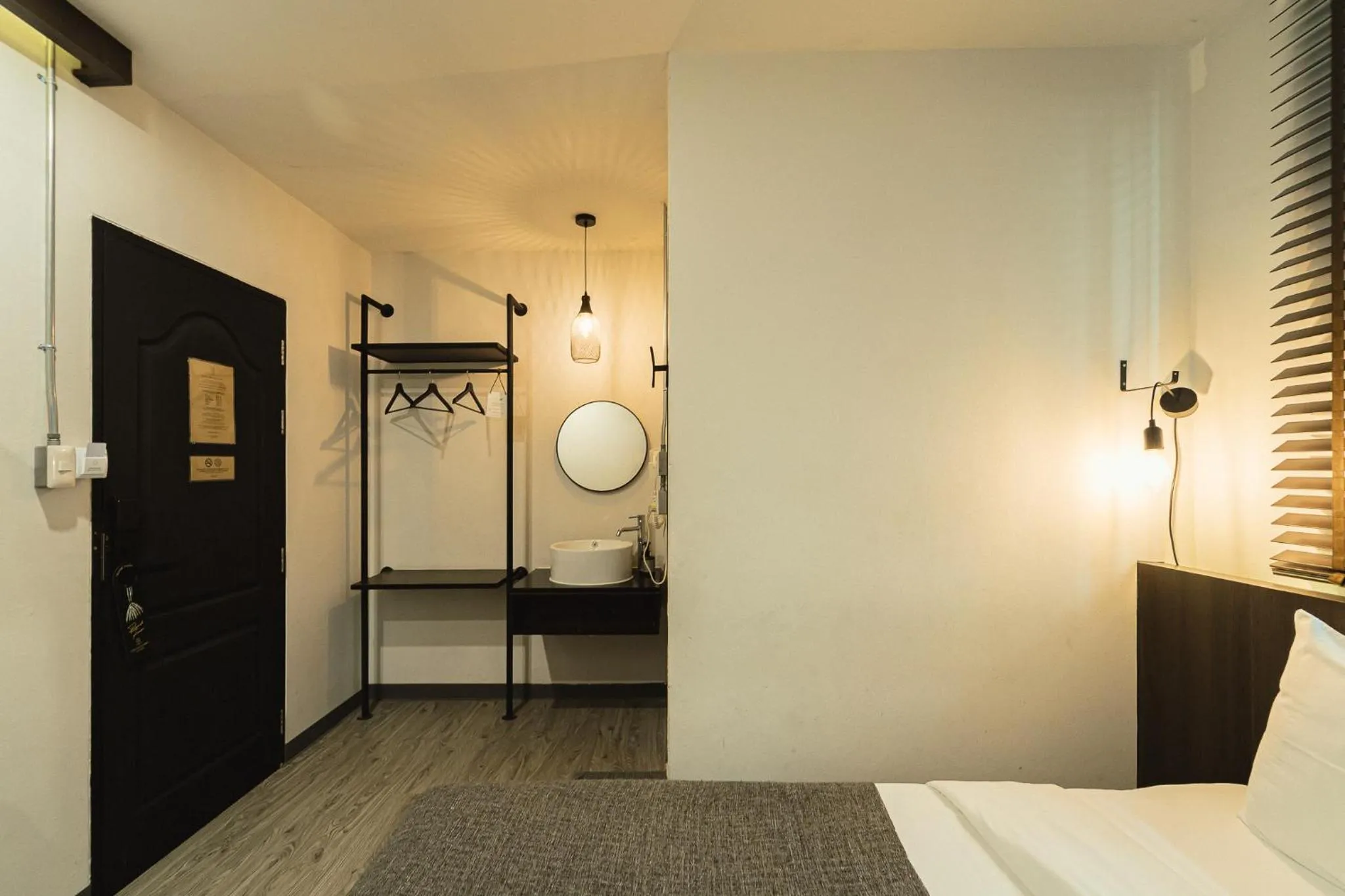 Area and facilities, Bed in Tim Mansion