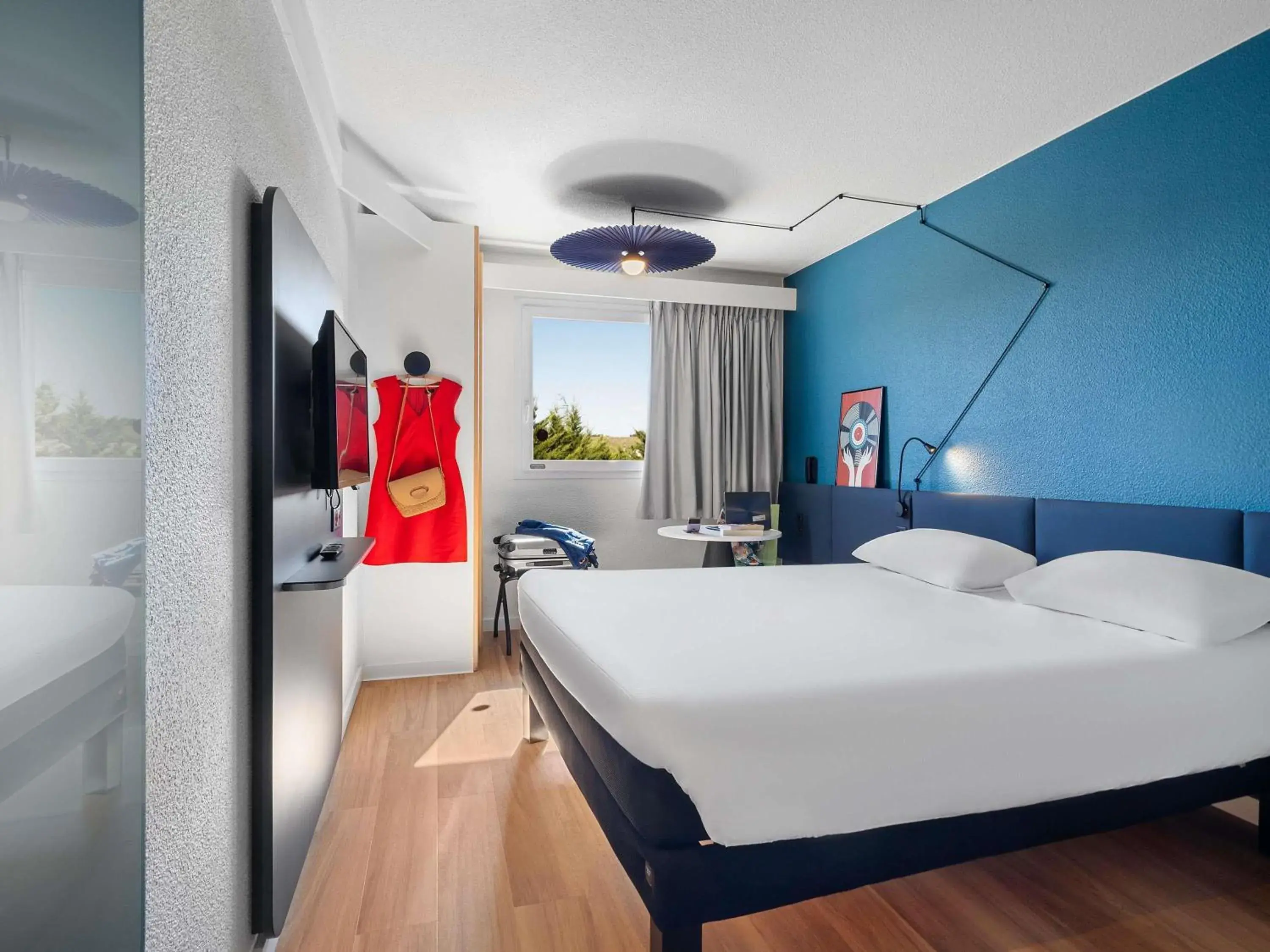 Bedroom, Bed in ibis Auch Bedroom, Bed in ibis Auch