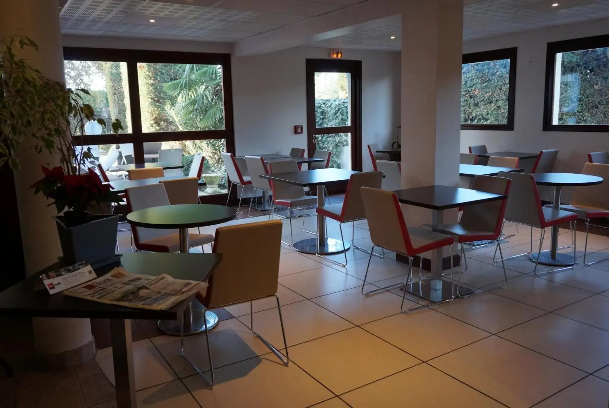 Restaurant/places to eat in ibis Auch Restaurant/places to eat in ibis Auch